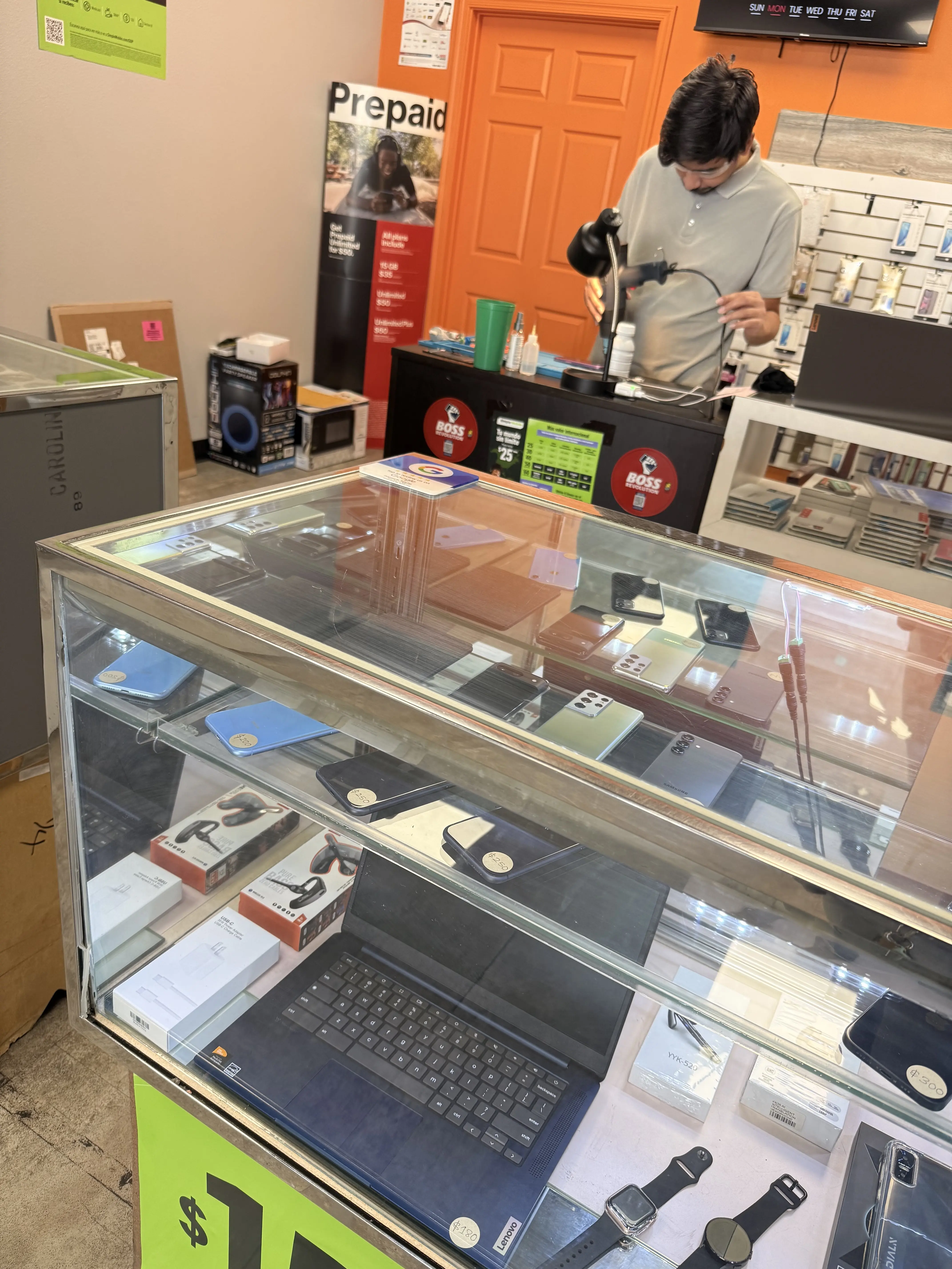 Cellular & tech | cell phone repair shop in Phoenix