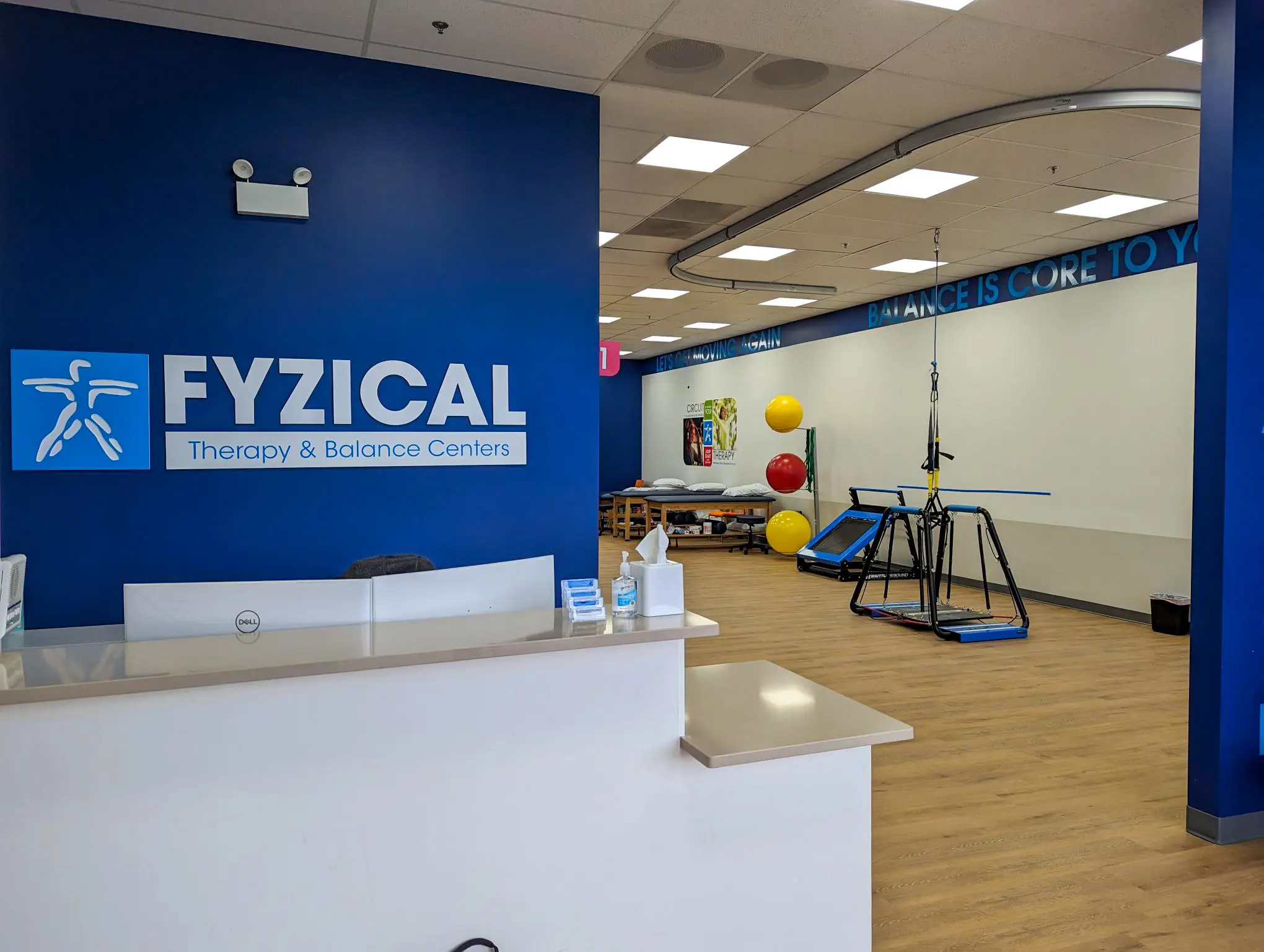 FYZICAL Therapy & Balance Centers - Jefferson Park