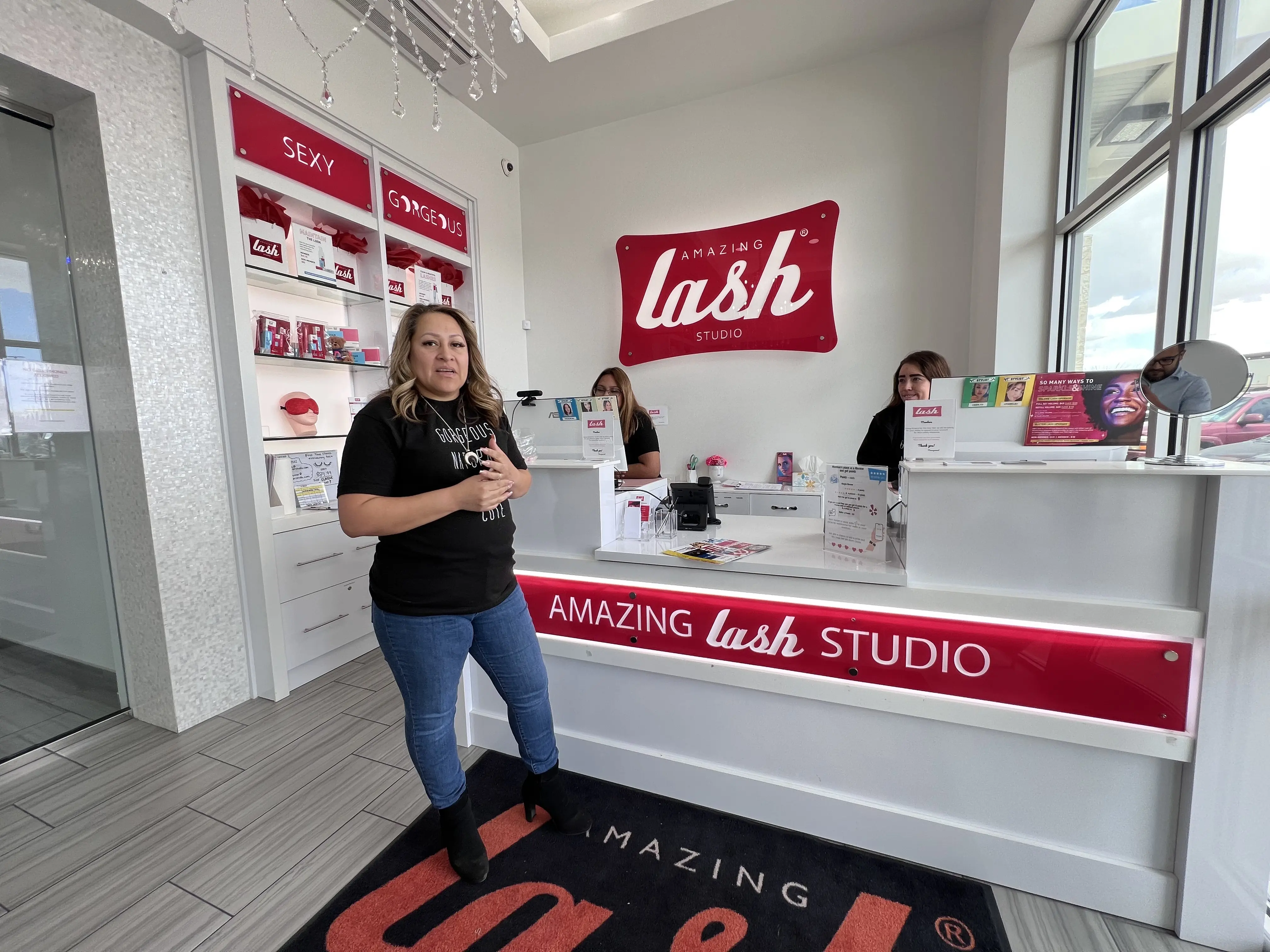 Amazing Lash Studio