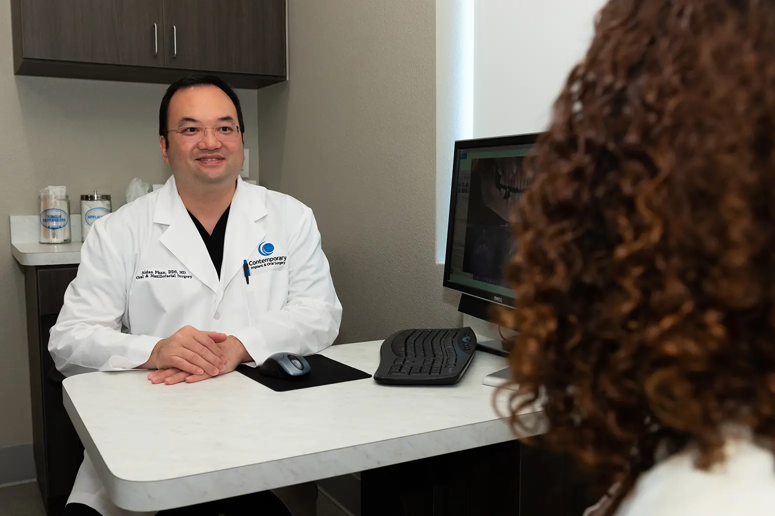 Contemporary Implant and Oral Surgery