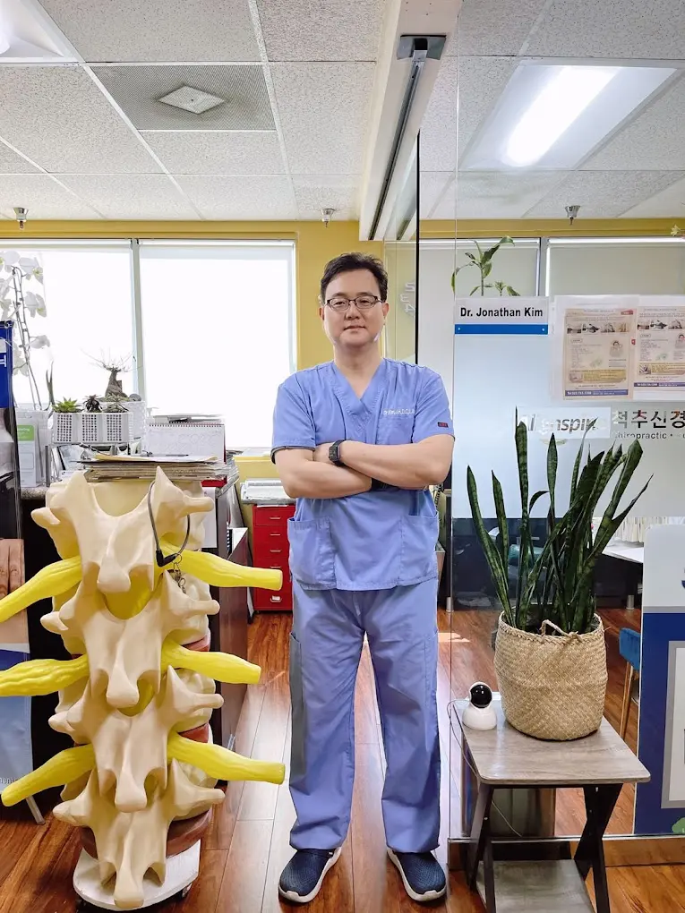 New Hope Pain Center l 엘에이 통증 병원ㅣ카이로프랙터 Chiropractor