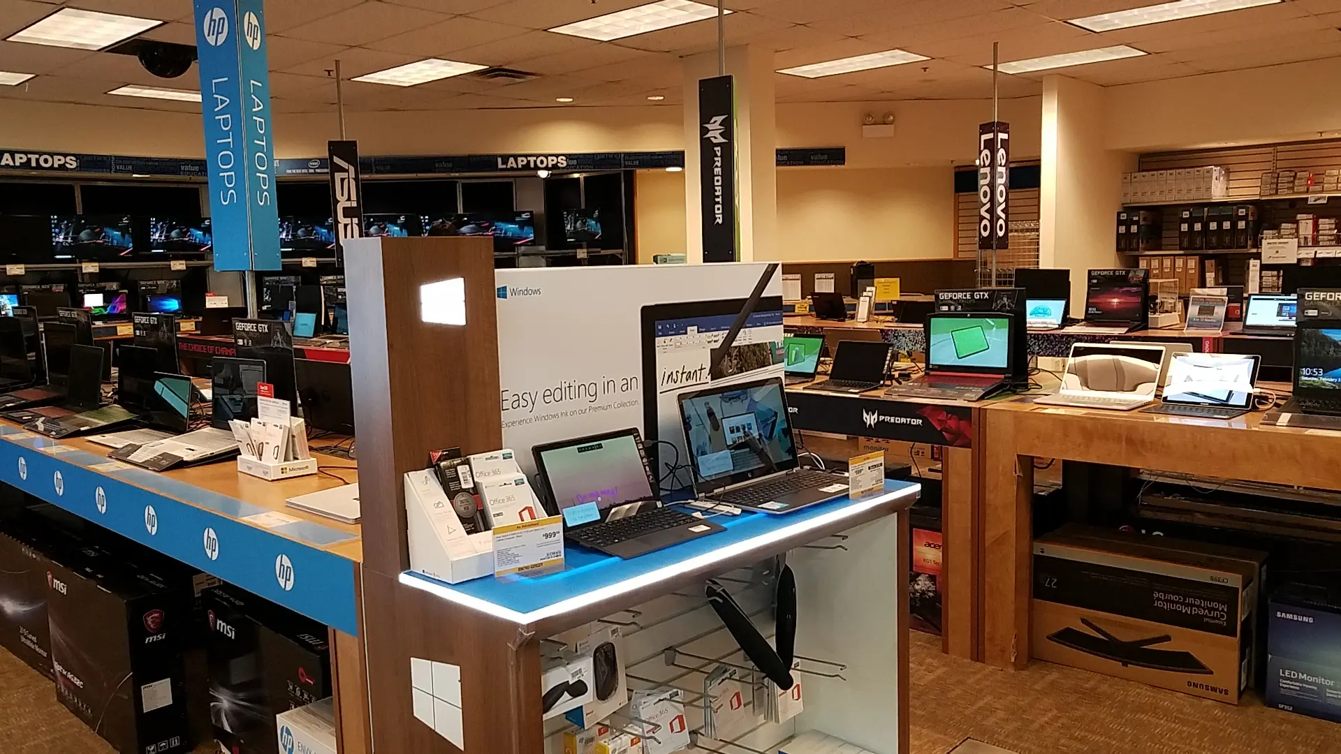 Micro Center