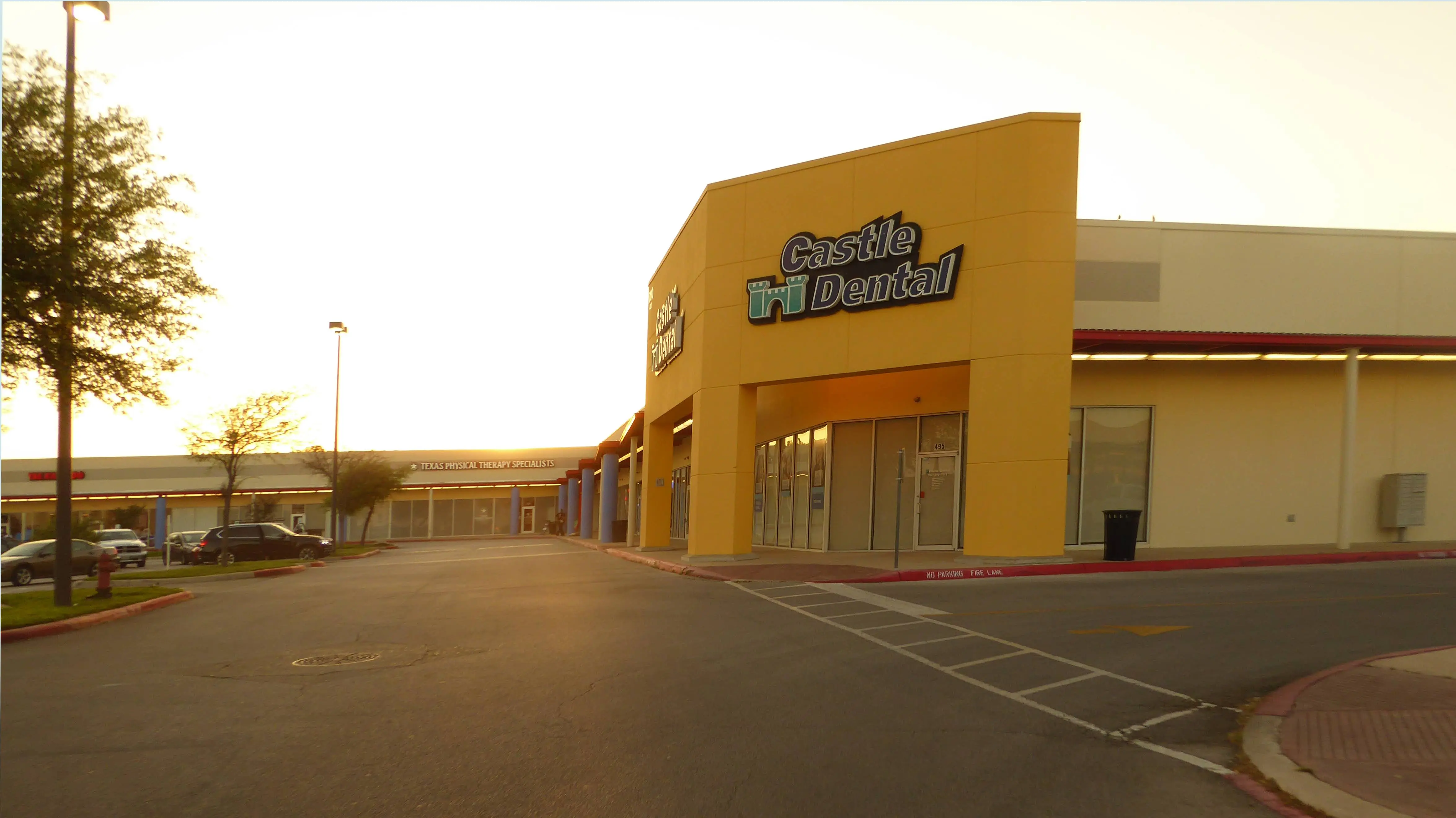 Castle Dental & Orthodontics - Round Rock (Palm Valley Blvd)
