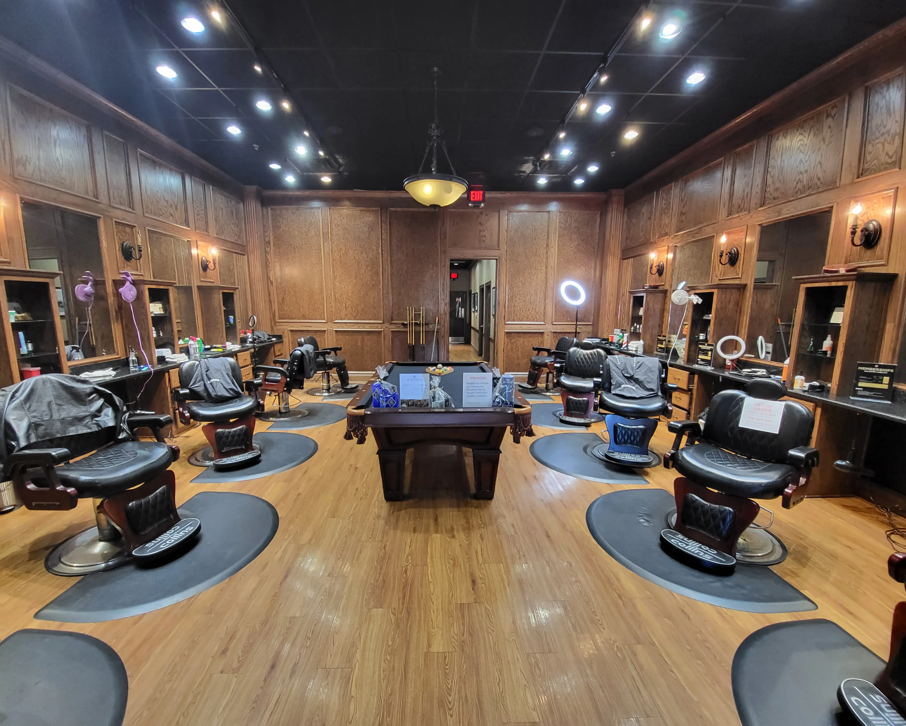 Boardroom Salon For Men - San Antonio