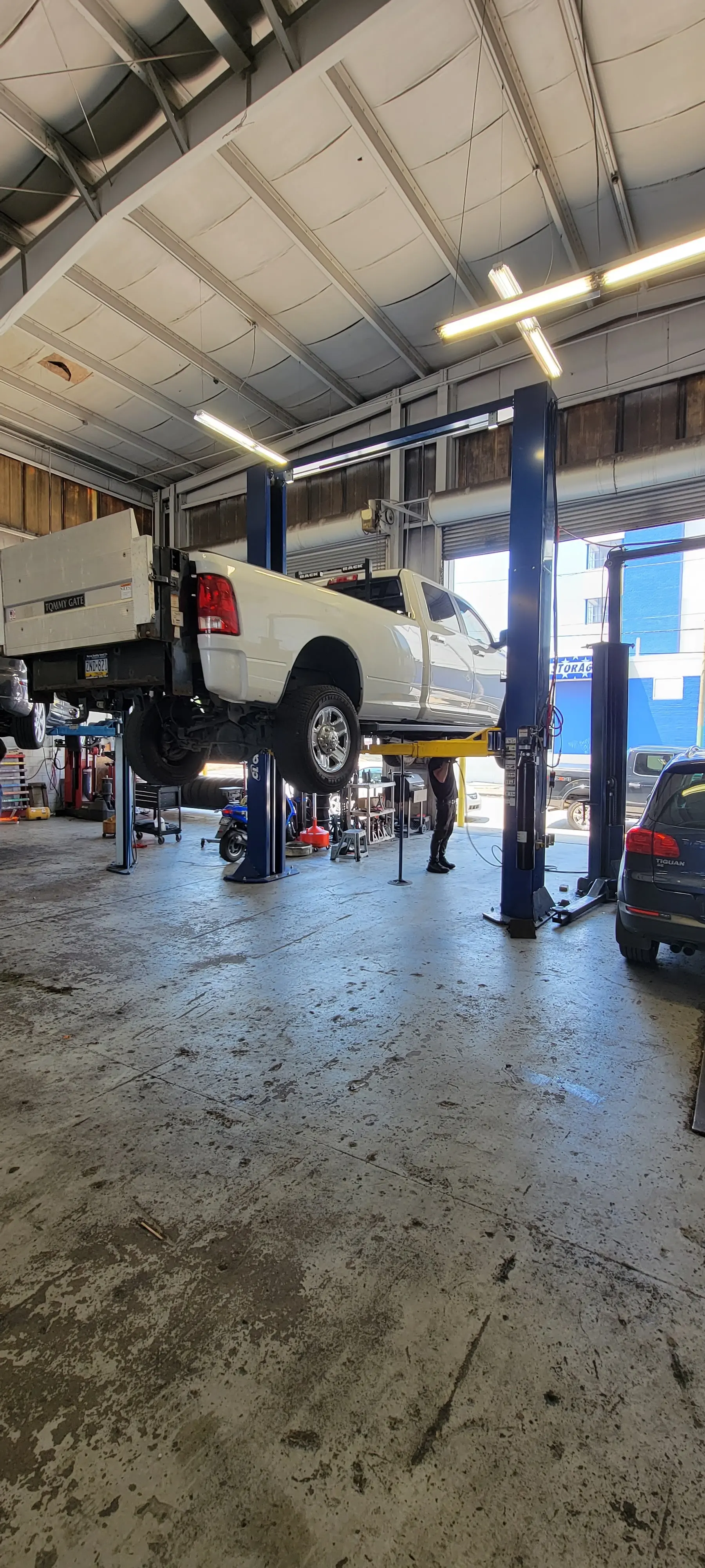 Schafer's Auto Center