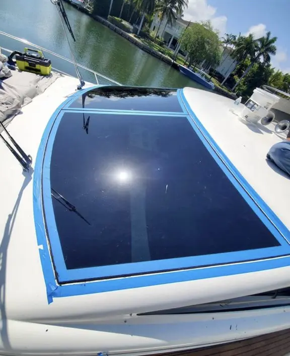 H yacht caulking