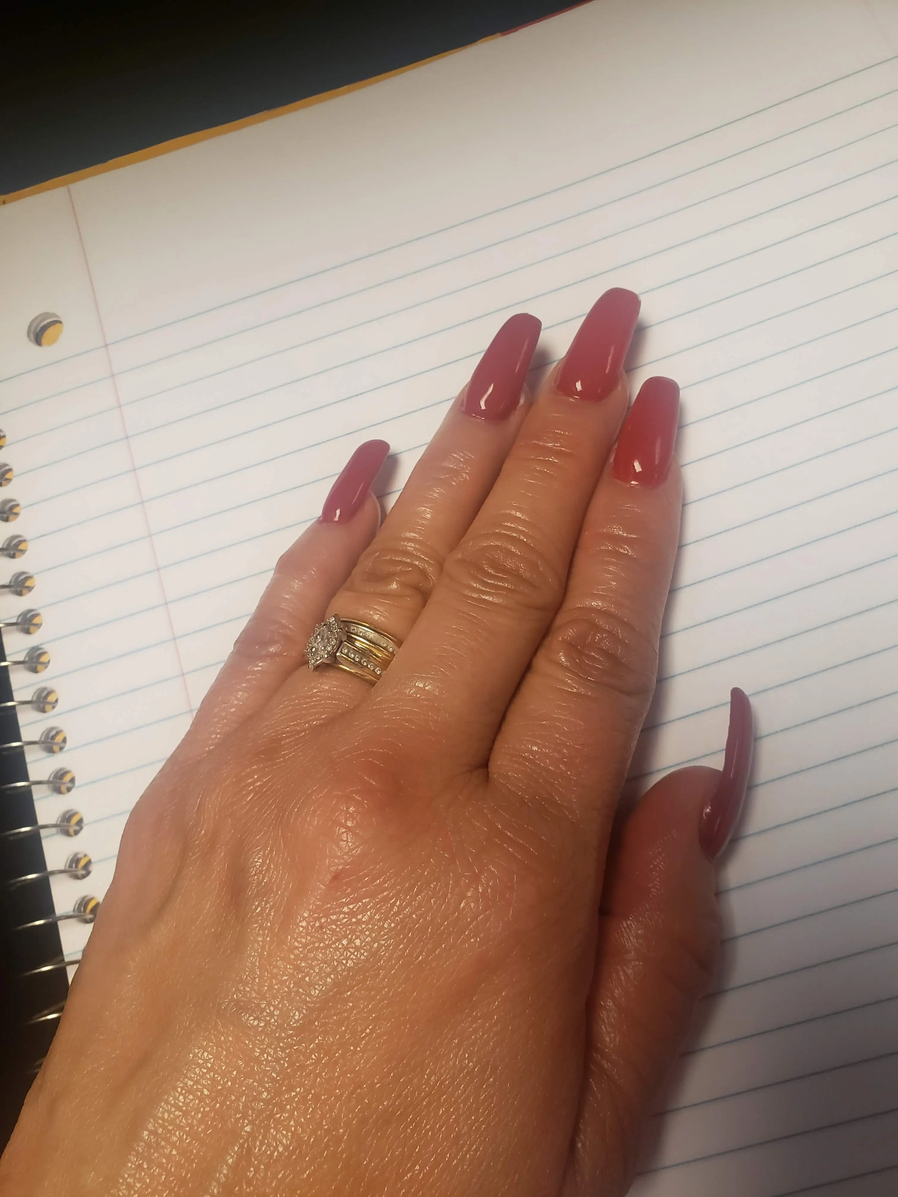 Nails 4 u