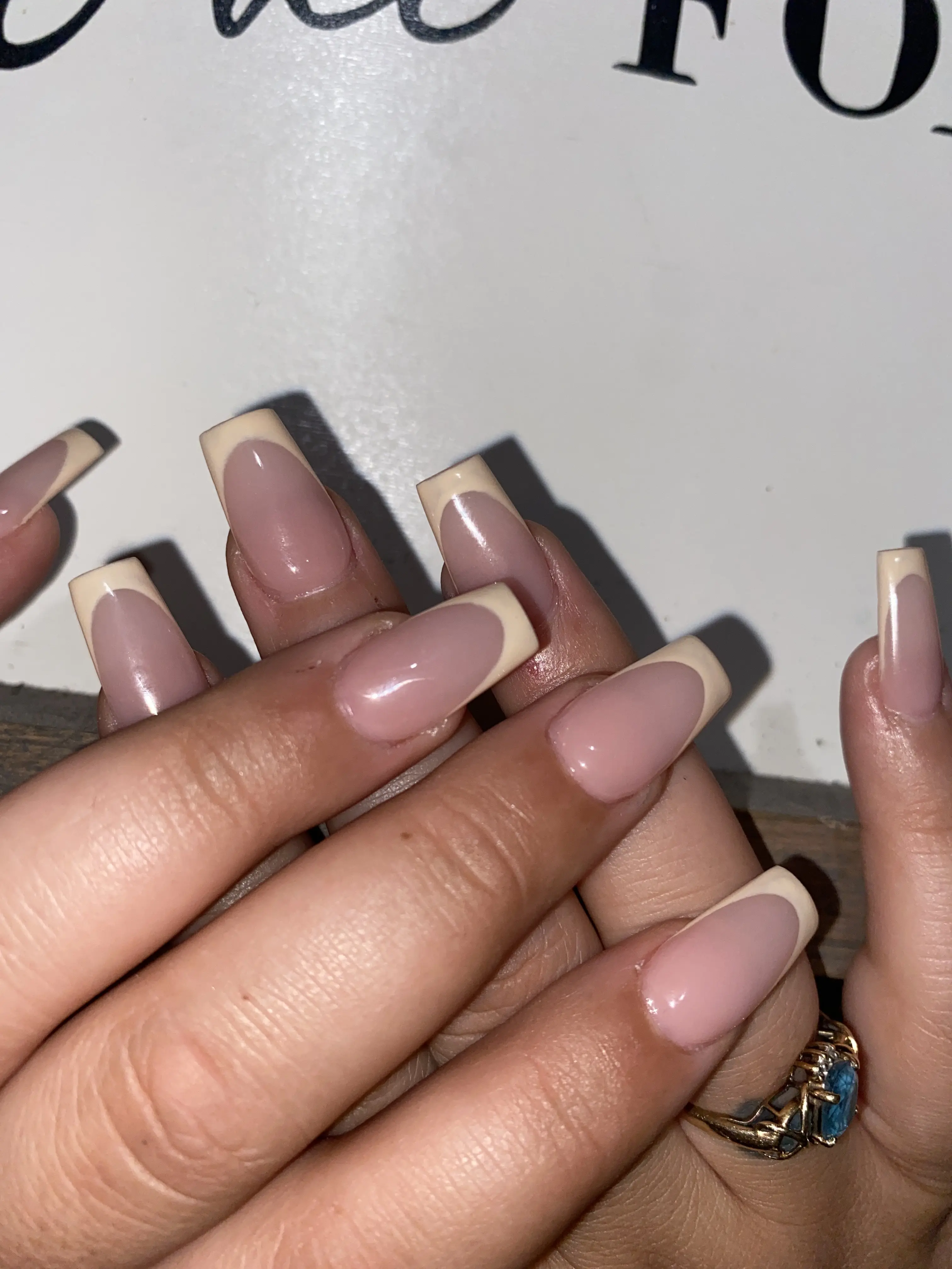 Studio Nails & Spa