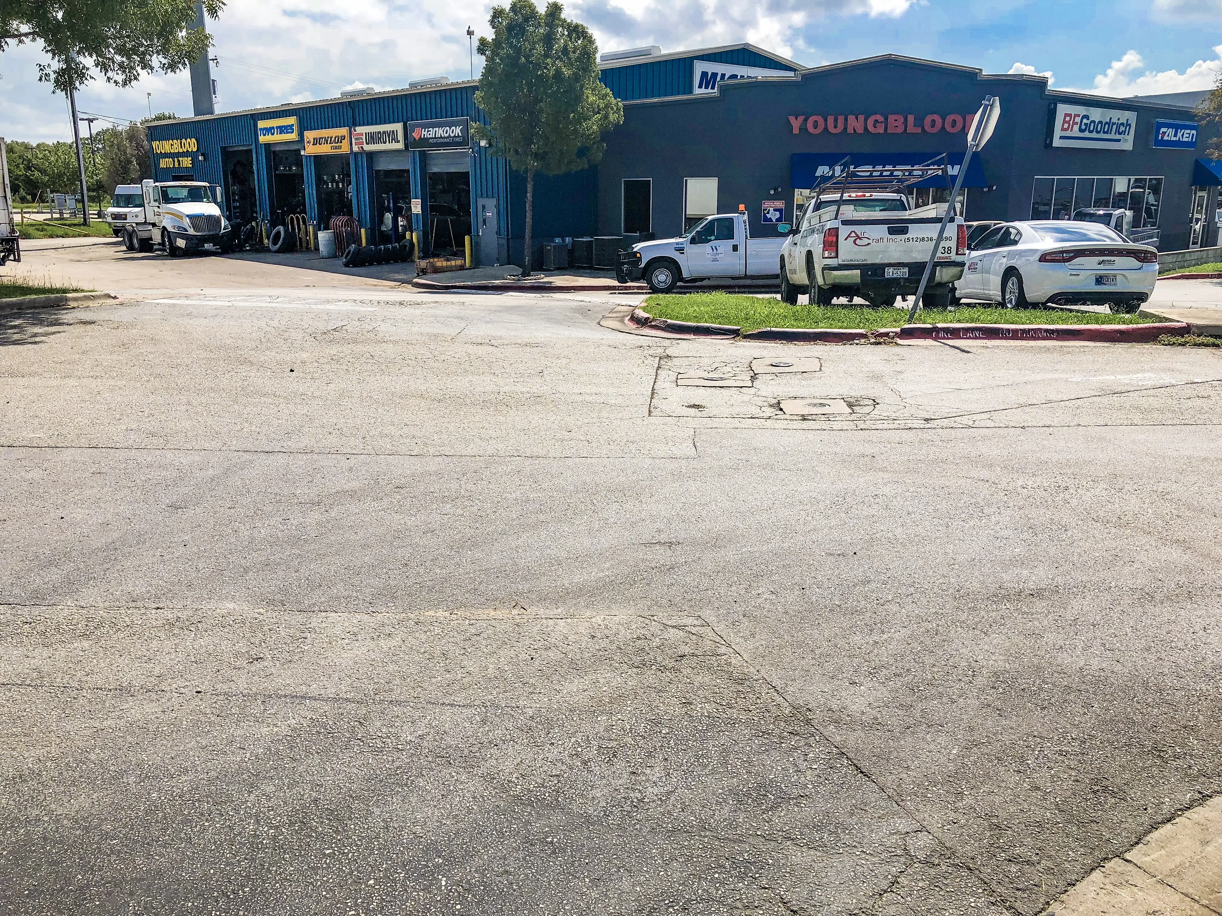 Youngblood Automotive & Tire - Louis Henna West