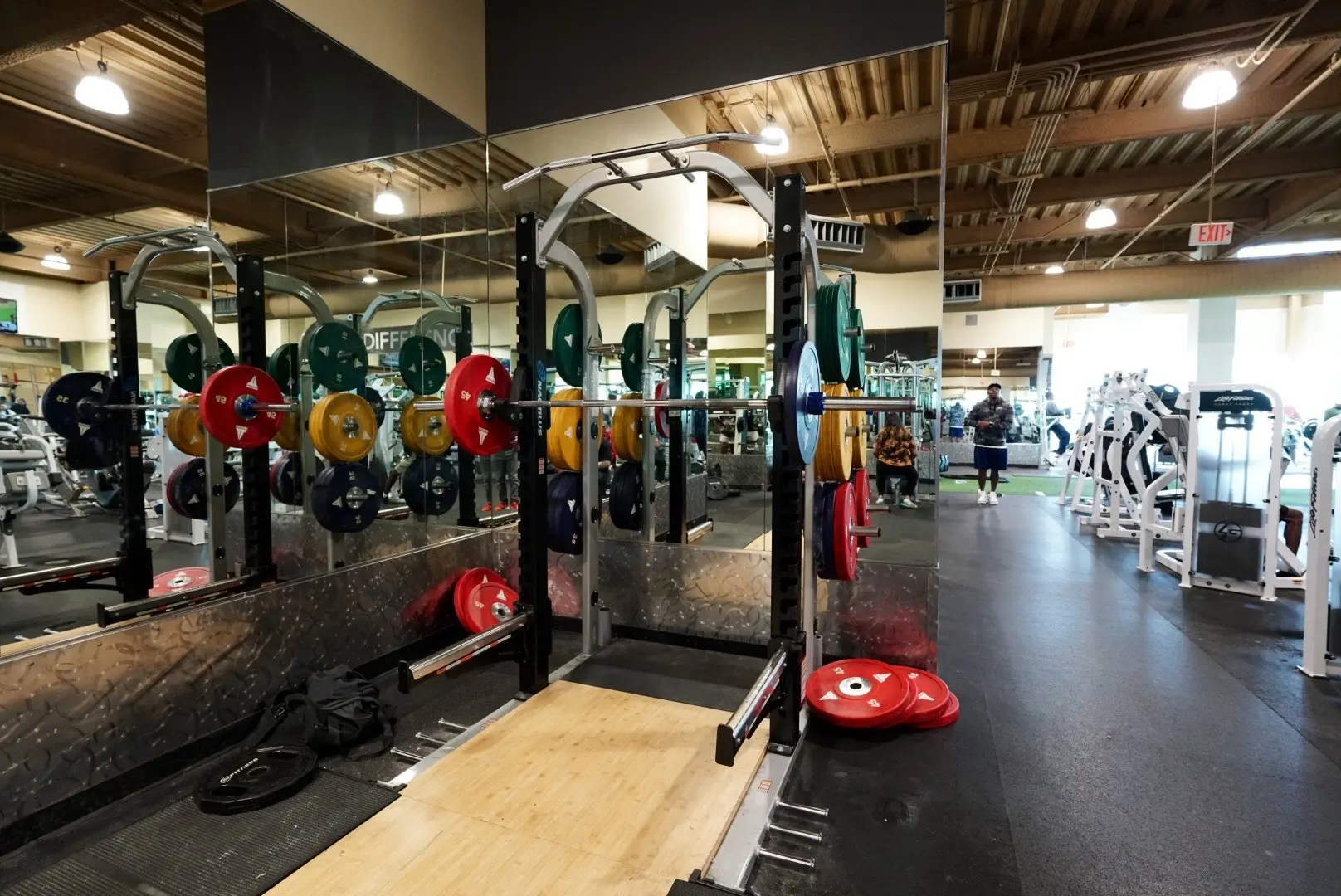 24 Hour Fitness