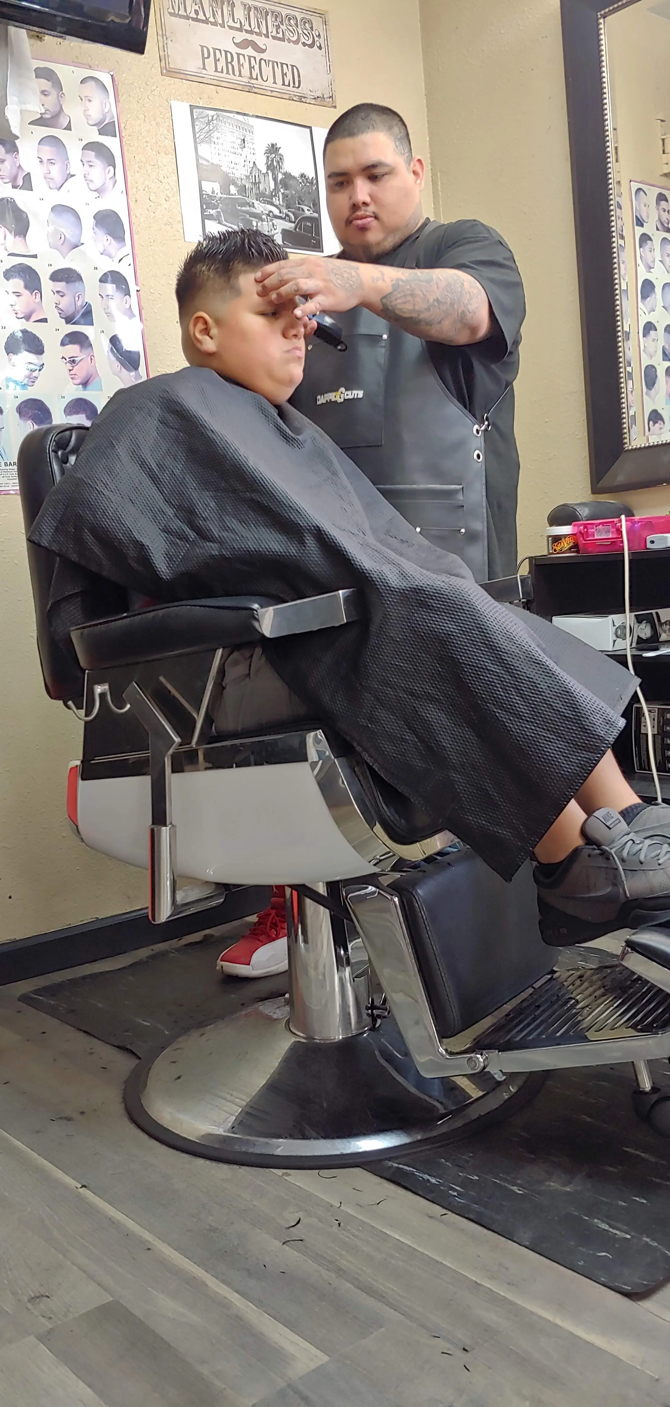 Dapper G Cuts Barbershop #1