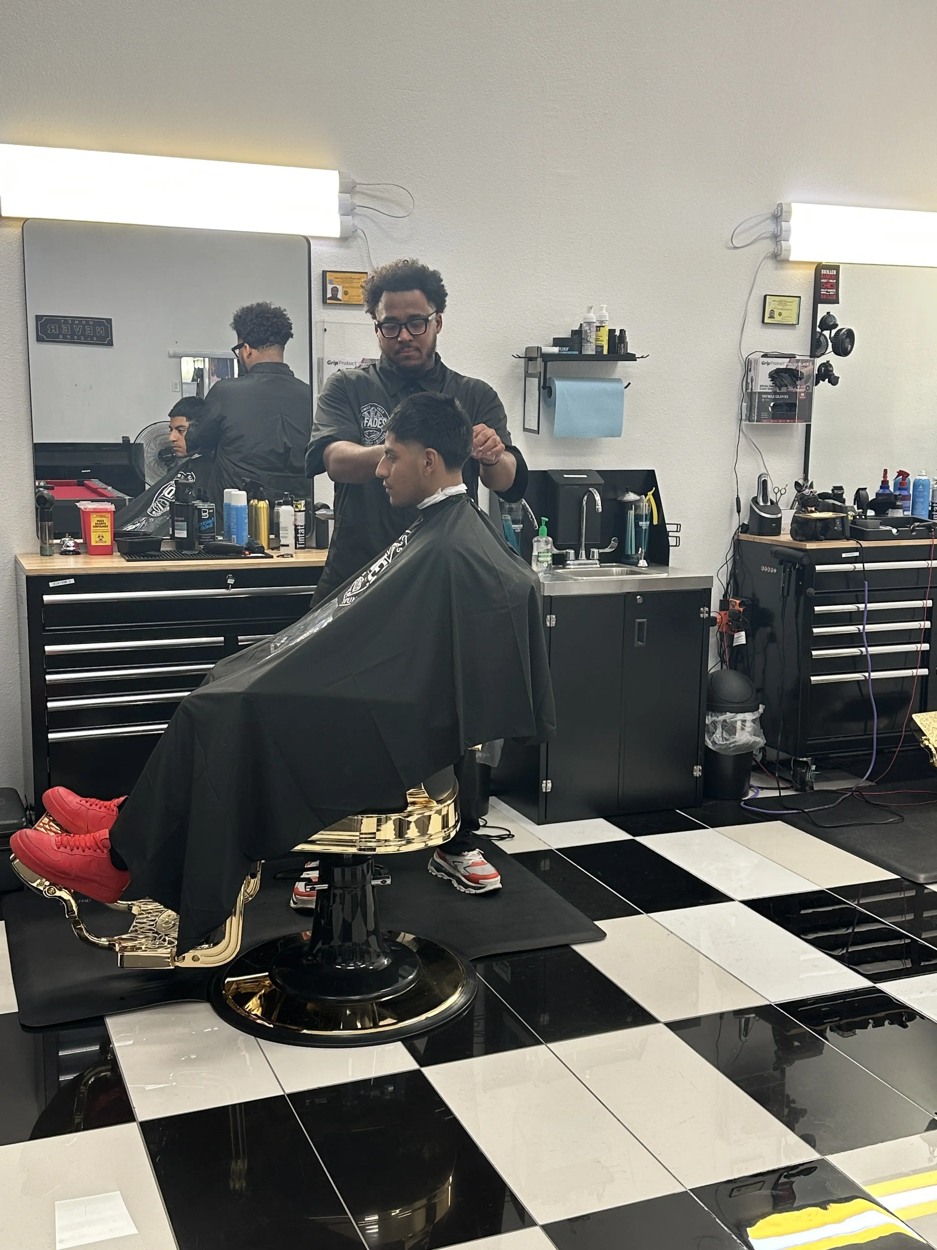 G-Fades Barbershop Lounge