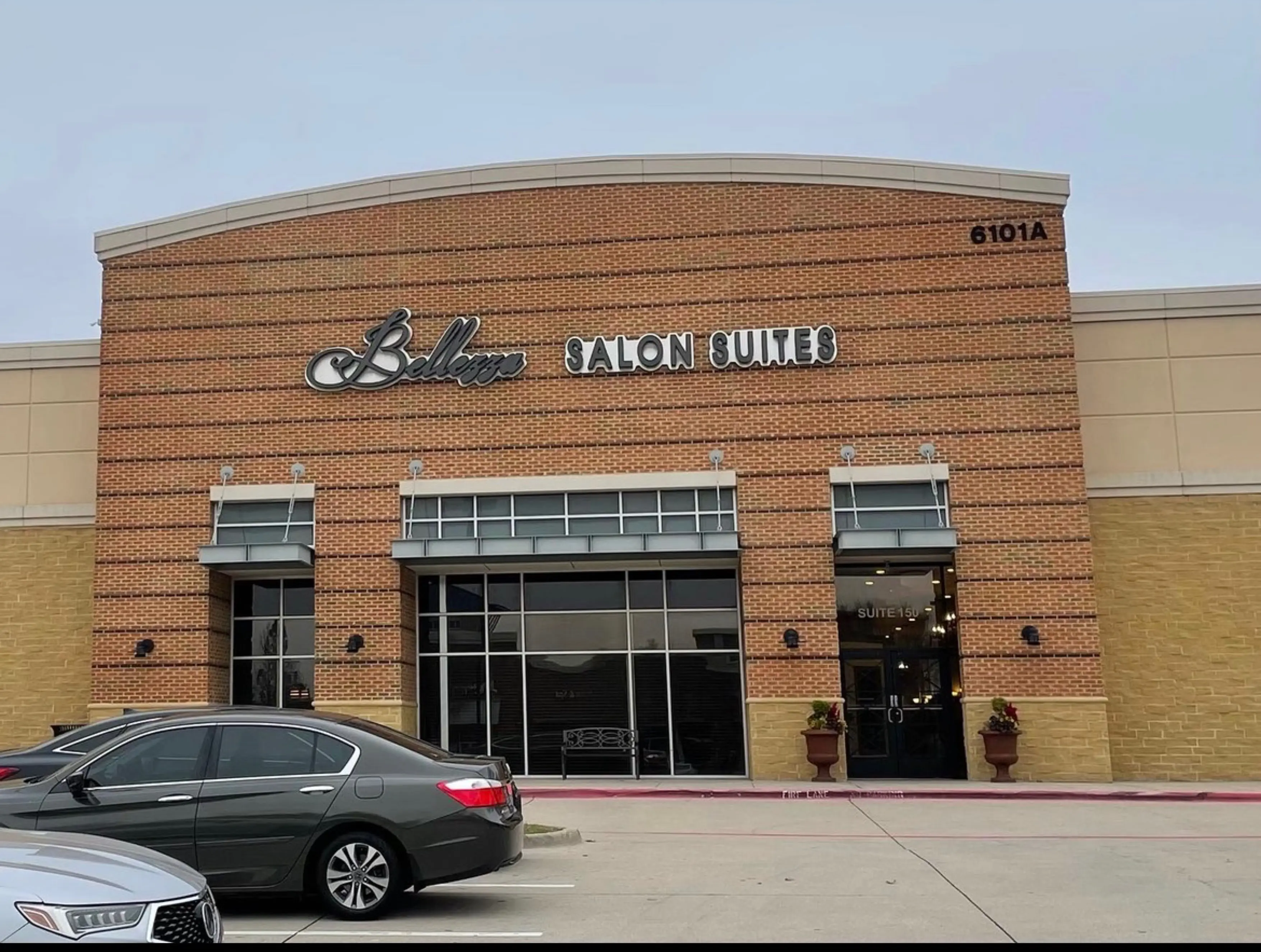 Darla’s Cutting Edge Barbershop & Salon
