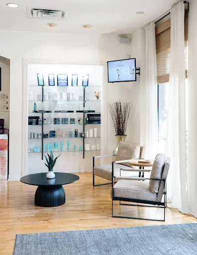 Face To Face Spa at Davenport Village