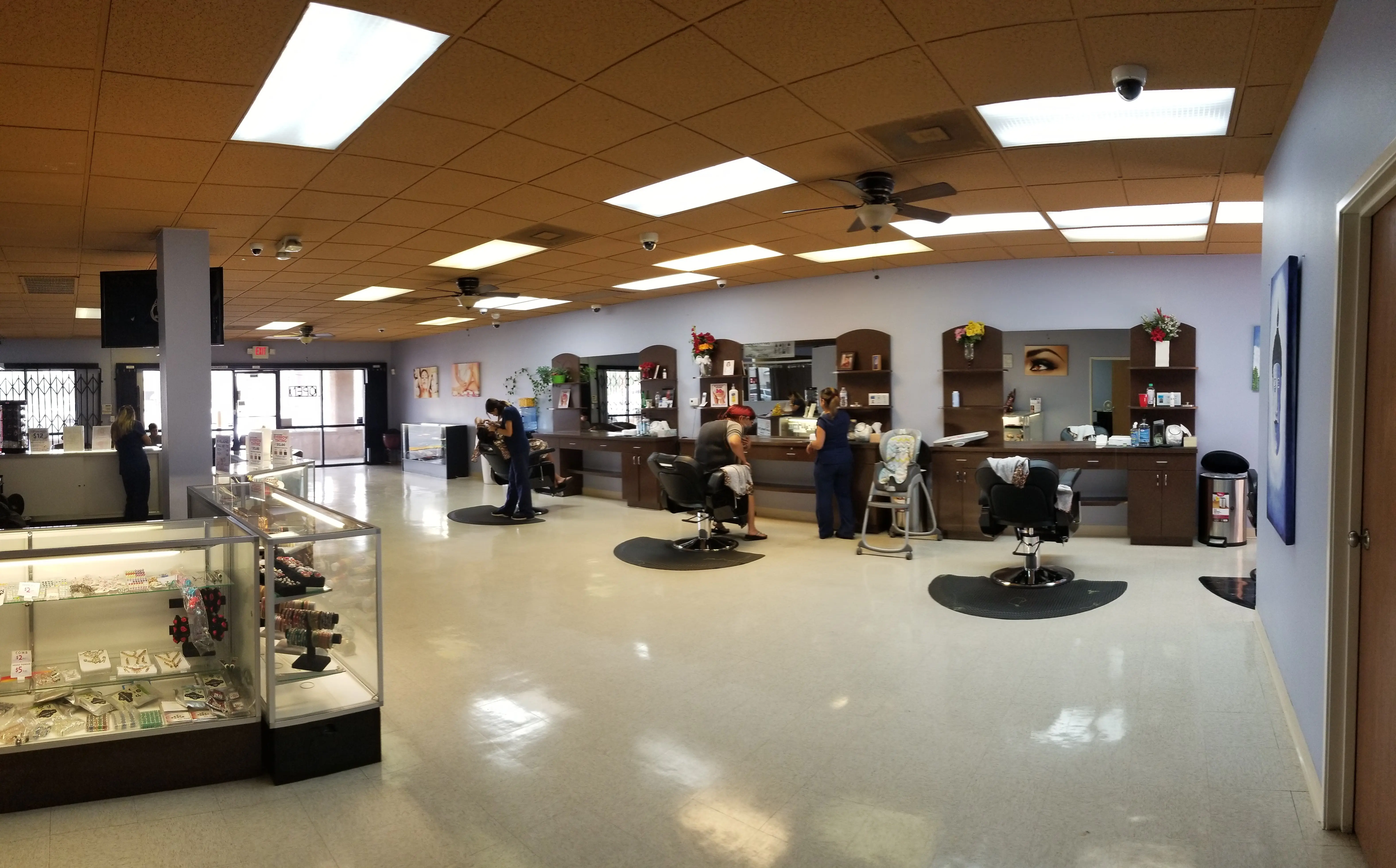 Diya Eyebrow Threading