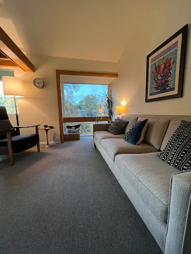 Mandi Roarke Counseling