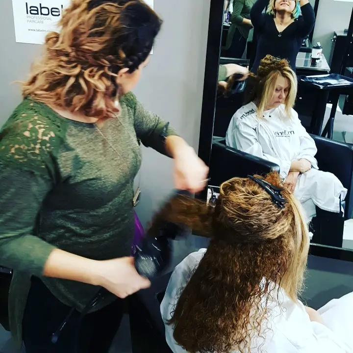 Gabriel Ontiveros Salon