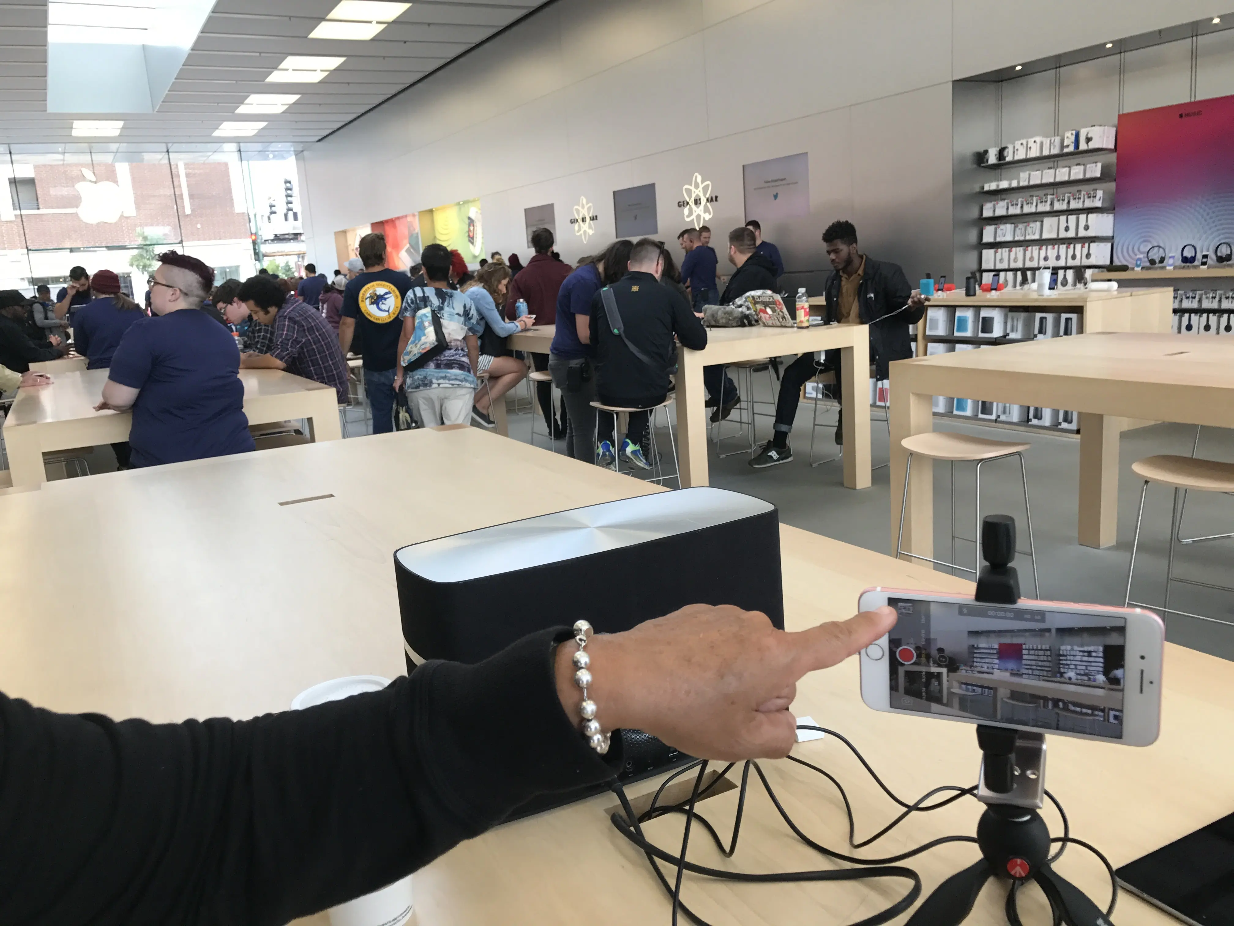 Apple Lincoln Park