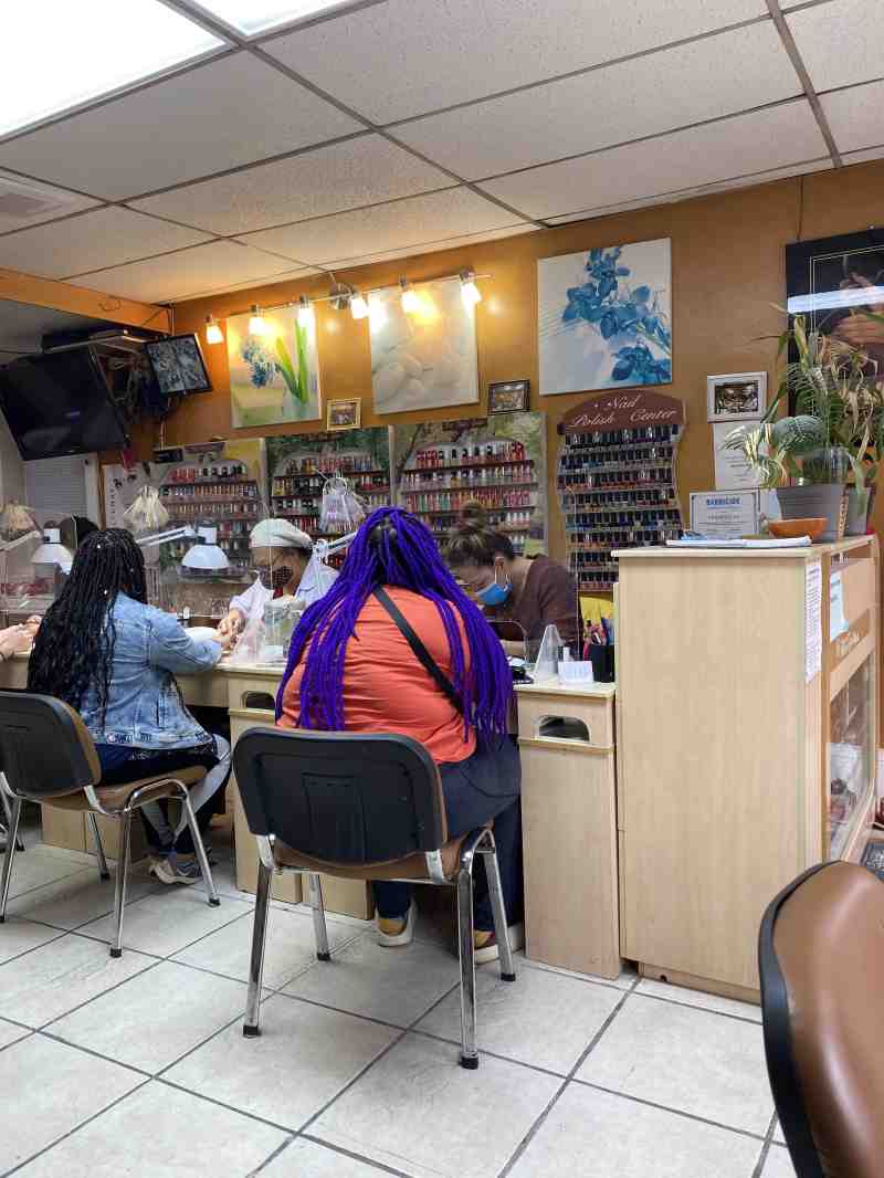 Lee Nail Salon