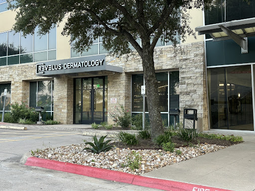 Revelus Dermatology