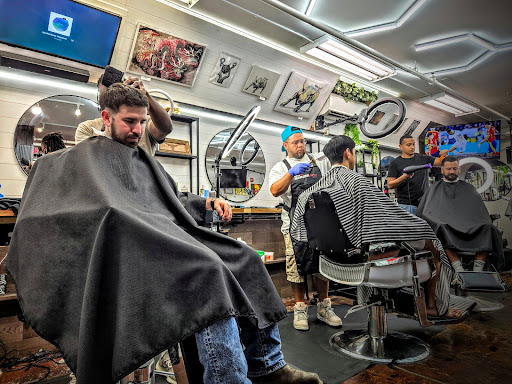 Shears & Blade Executive Barberia