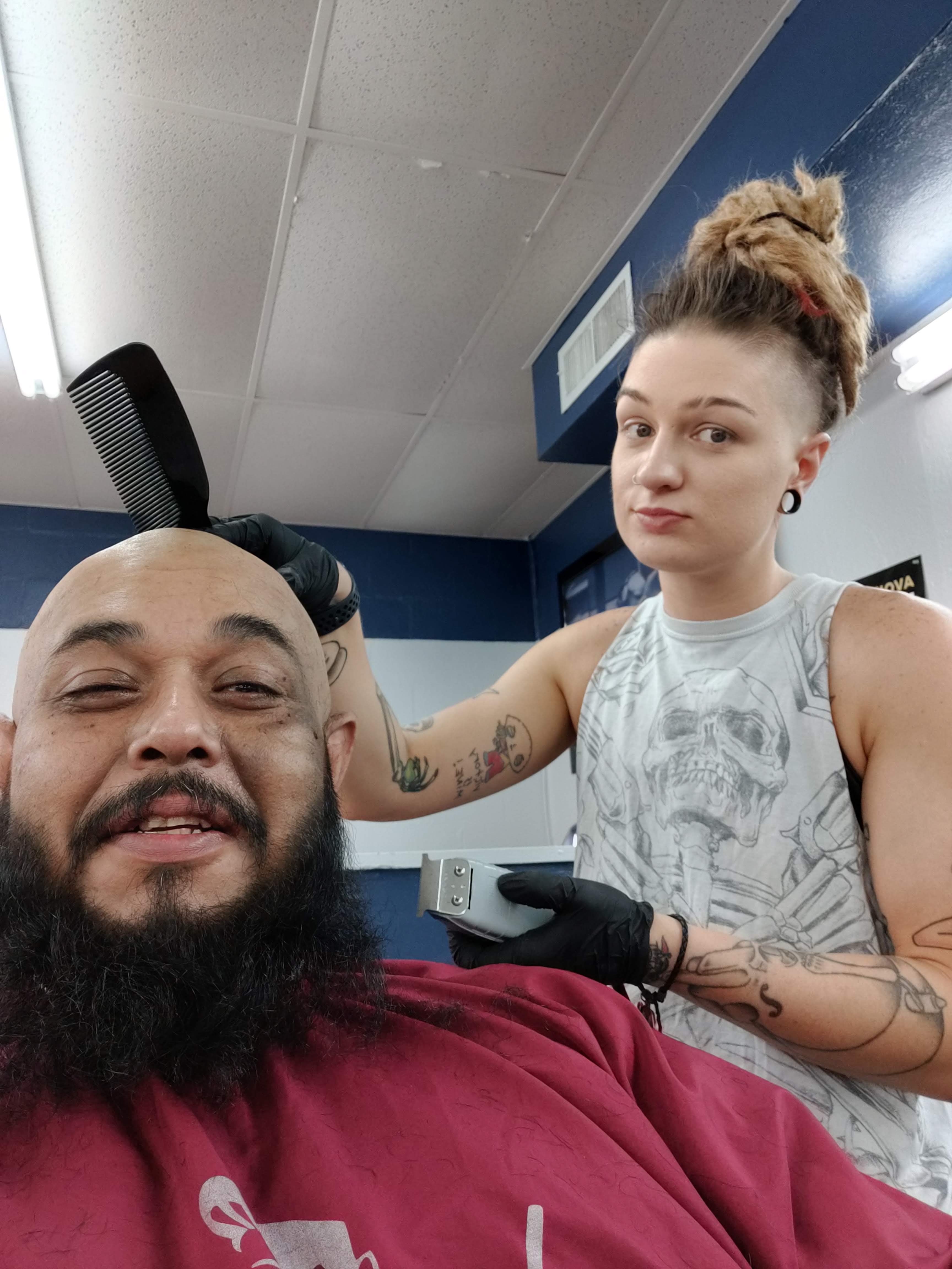 Straight Edge Barber & Salon