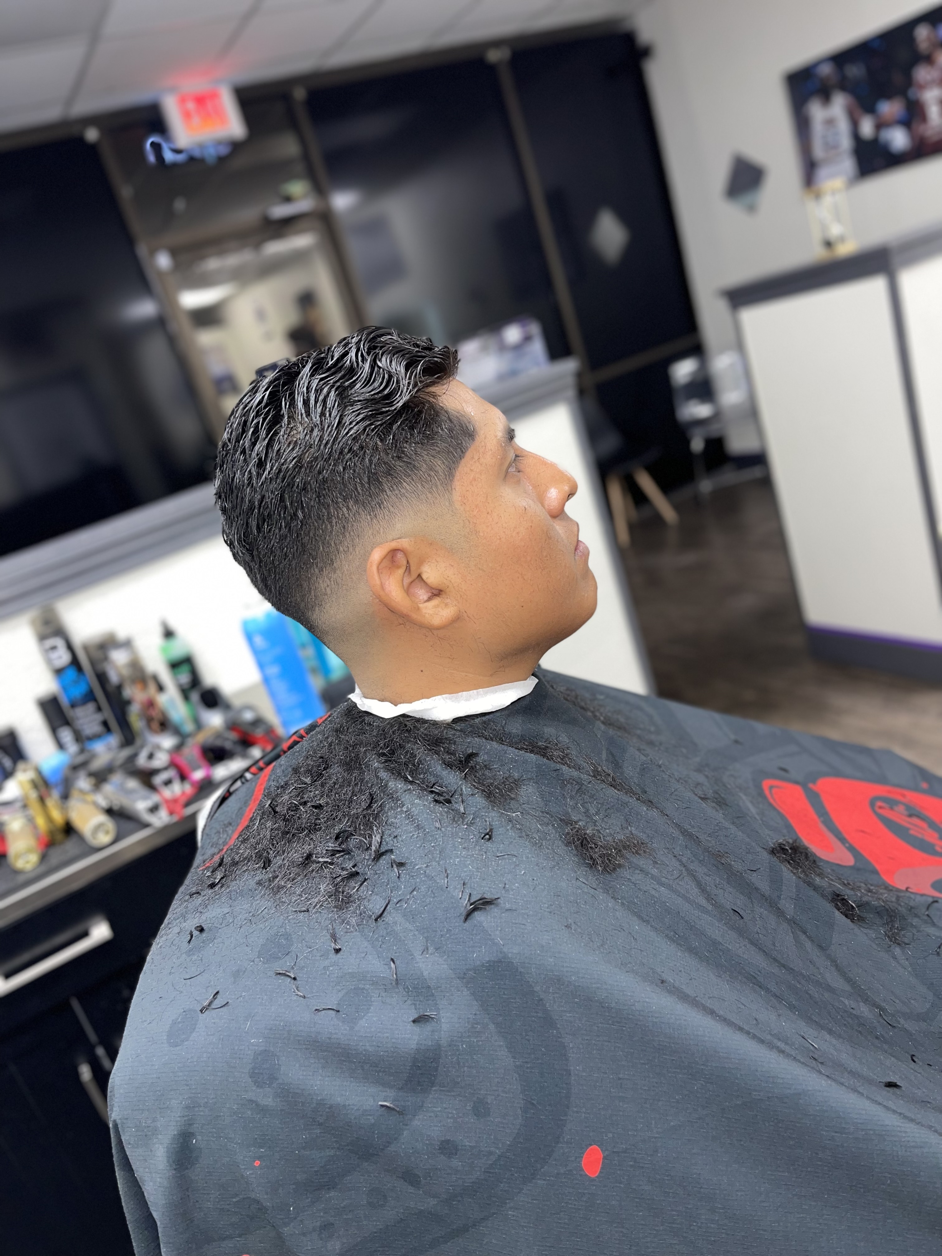 TaylorMade Fade's Barbershop LLC