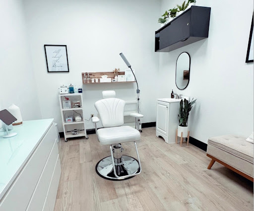 The Brow Fixx | Waxing. Threading. Lamination. Lash Lift.