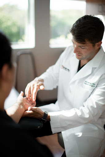 Travis Doering, MD - Orthopedic Shoulder Elbow Hand Doctor - Austin