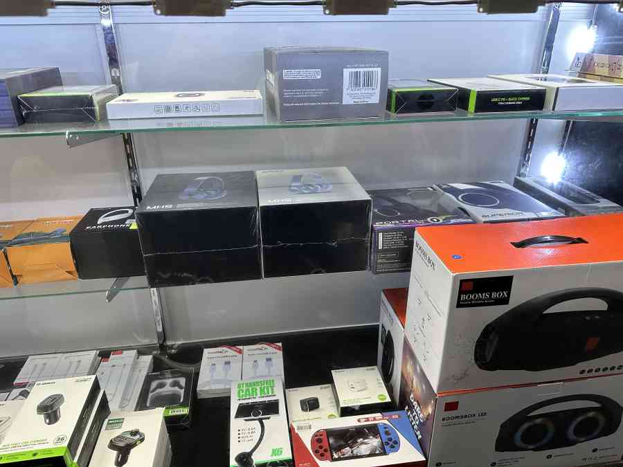 A1 WIRELESS CELL PHONE REPAIR STORE
