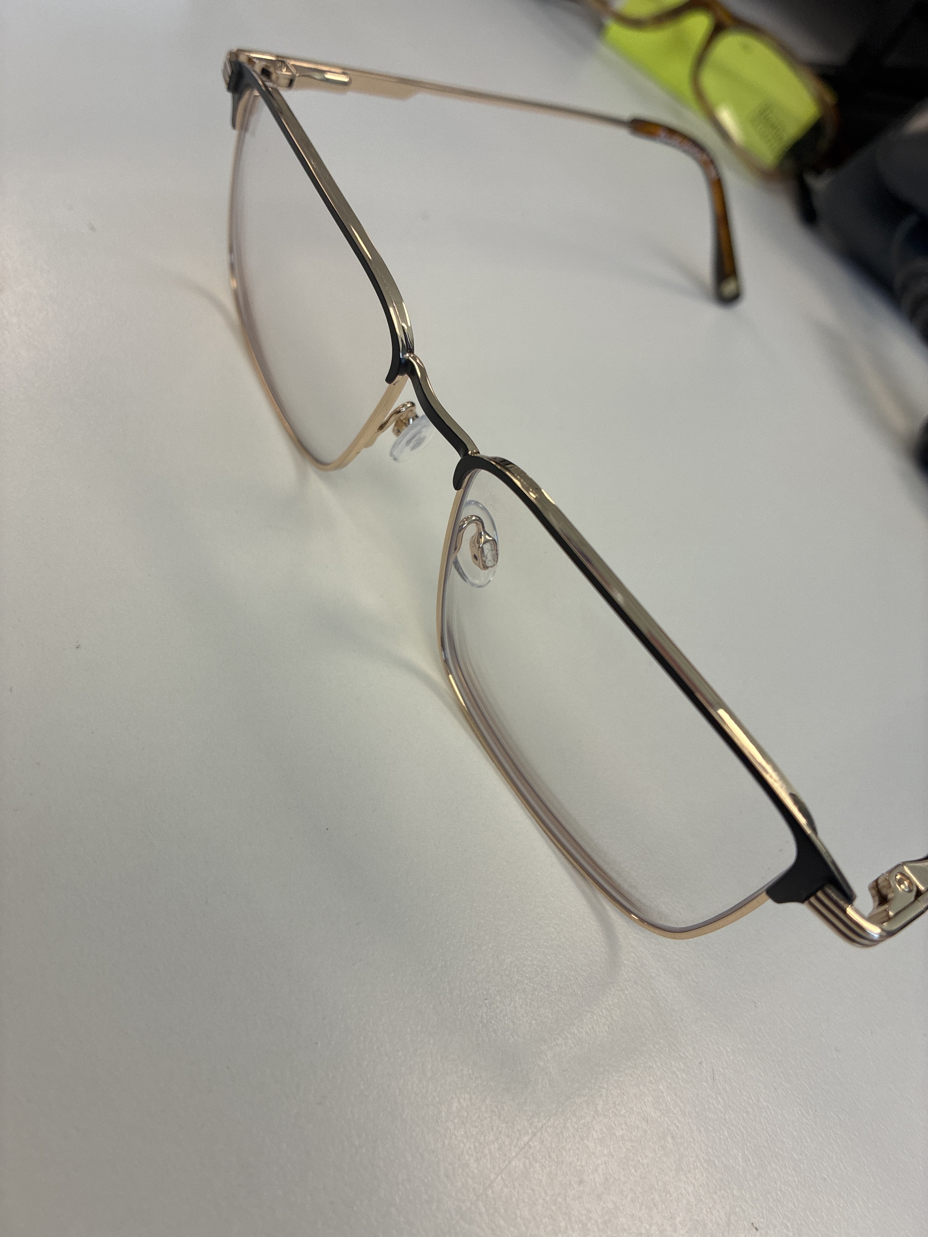 America's Best Contacts & Eyeglasses