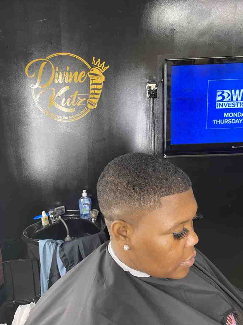 Divine Kutz Grooming Lounge