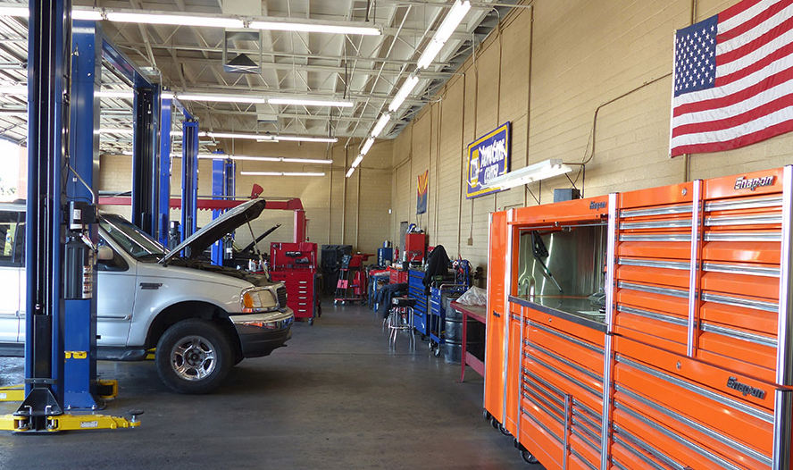 Johnston's Phoenix Auto Repair & Service
