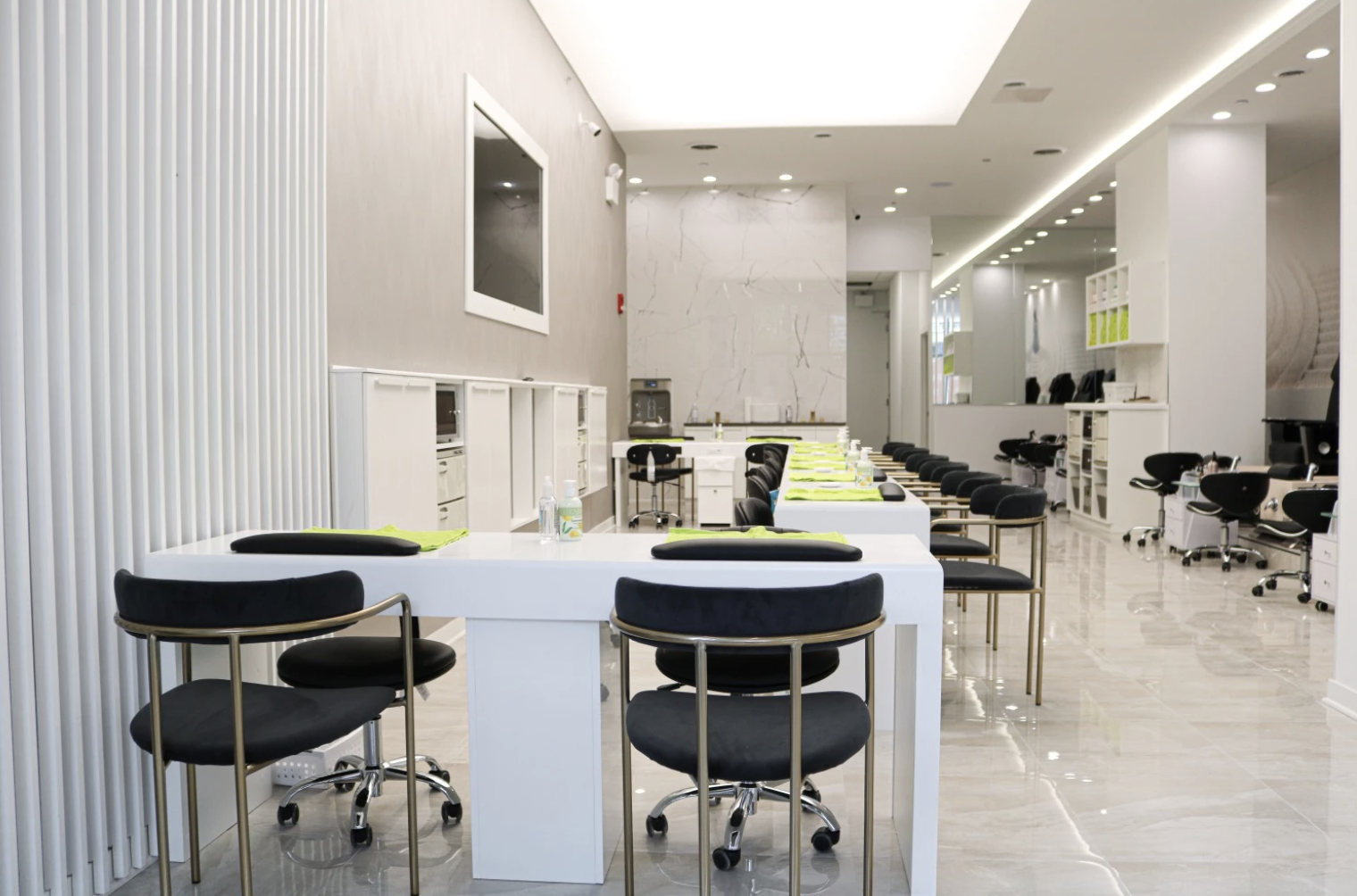 LO Spa and Nails at Lakeshore East