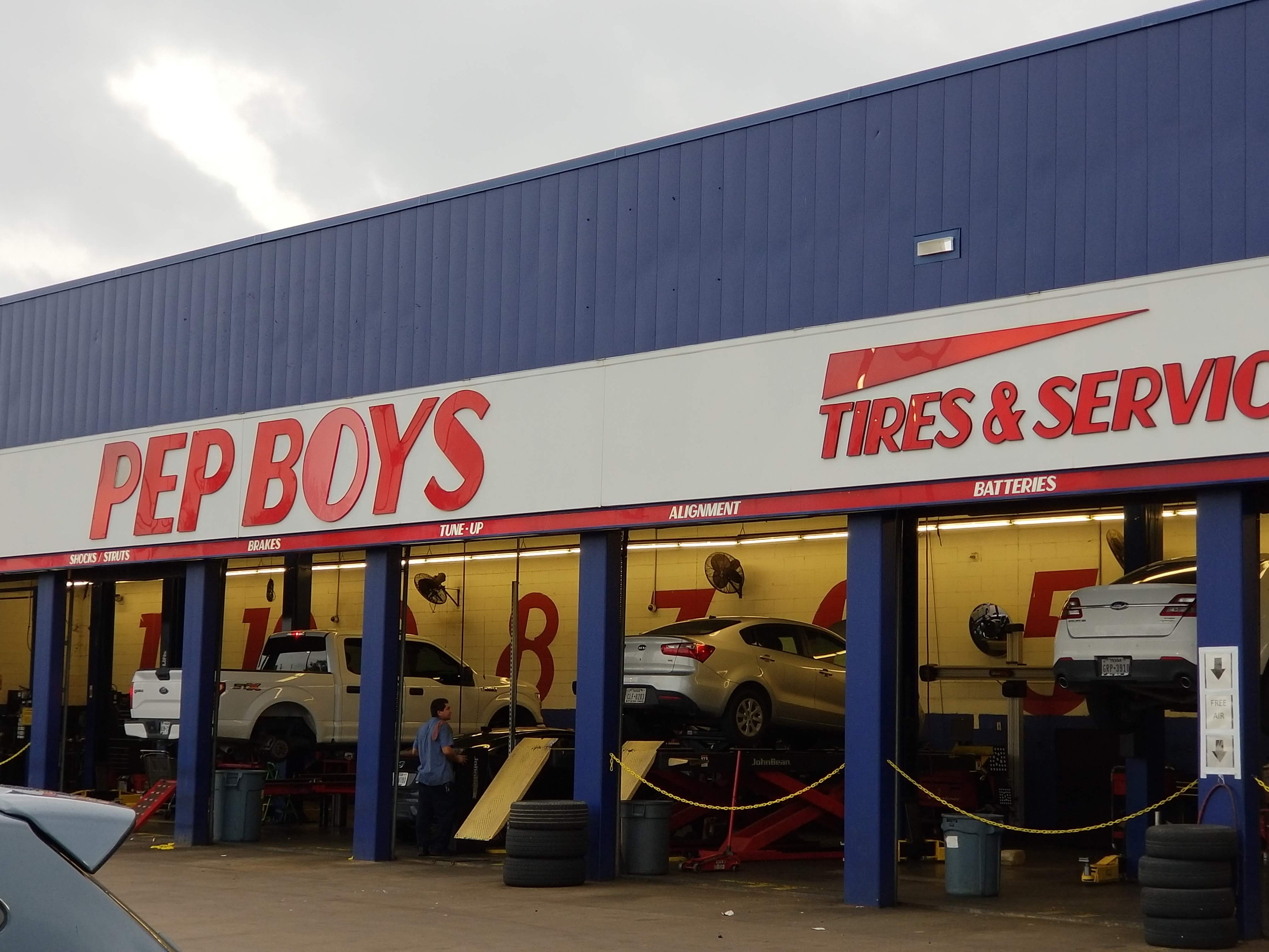Pep Boys Auto Service & Tires