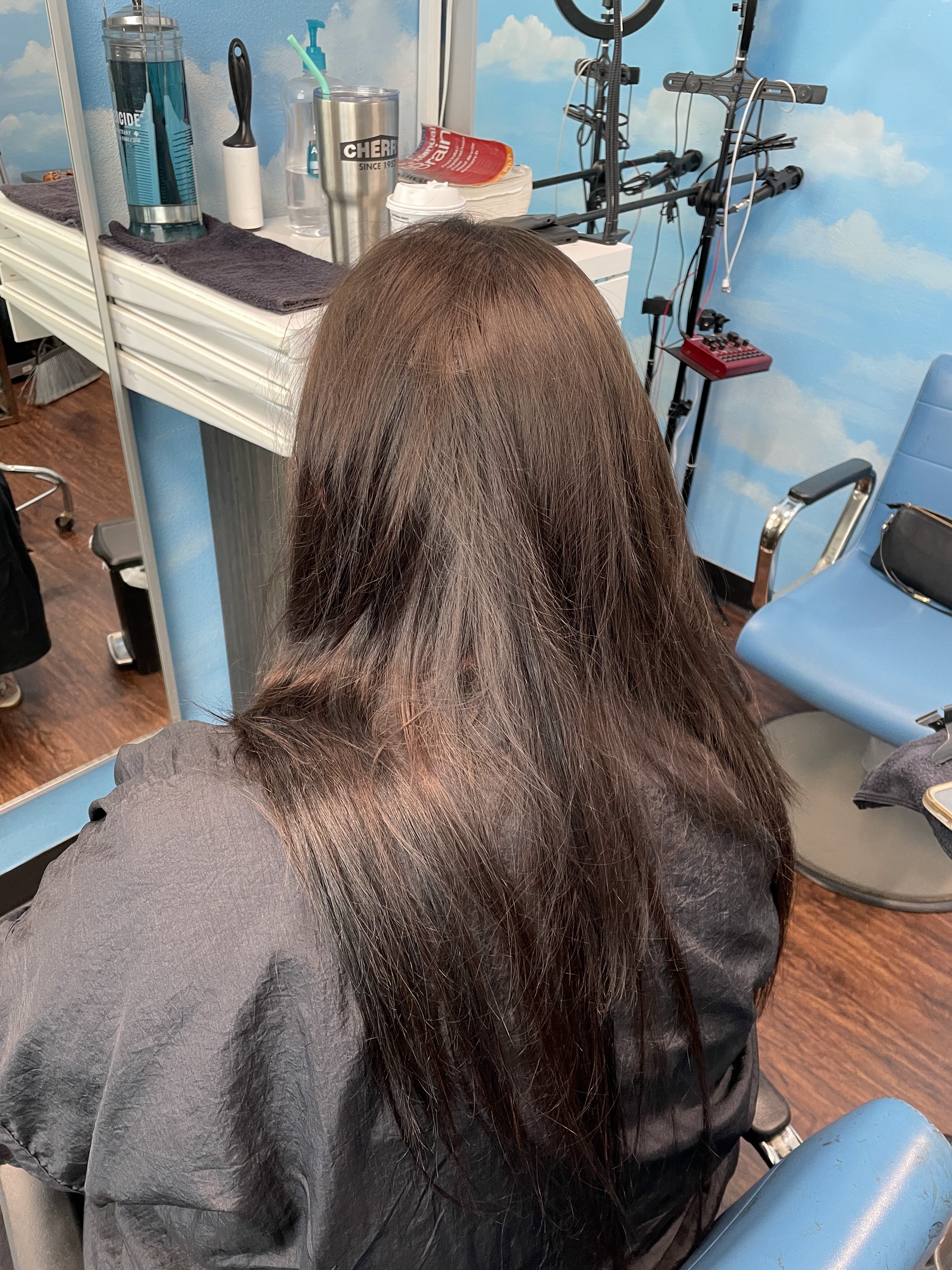 R Valentino Hair Salon