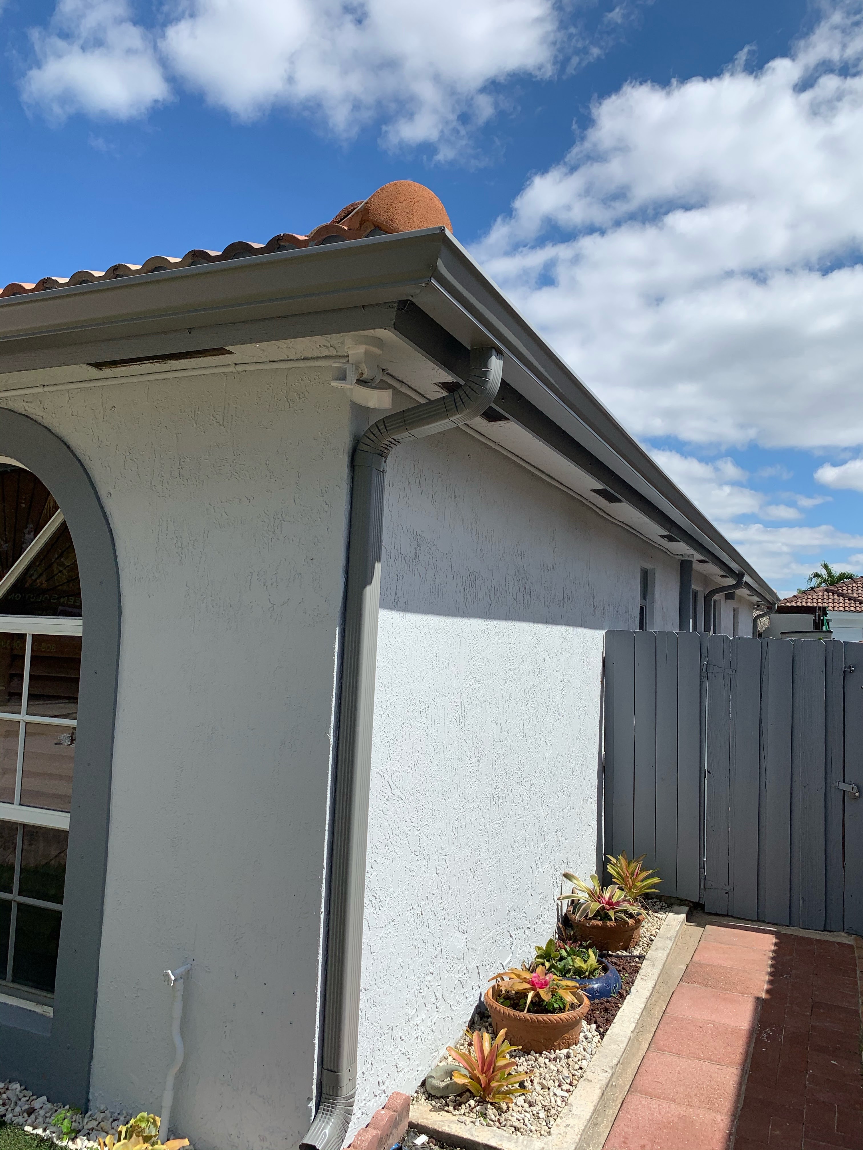 Rain Gutters by Green Solution