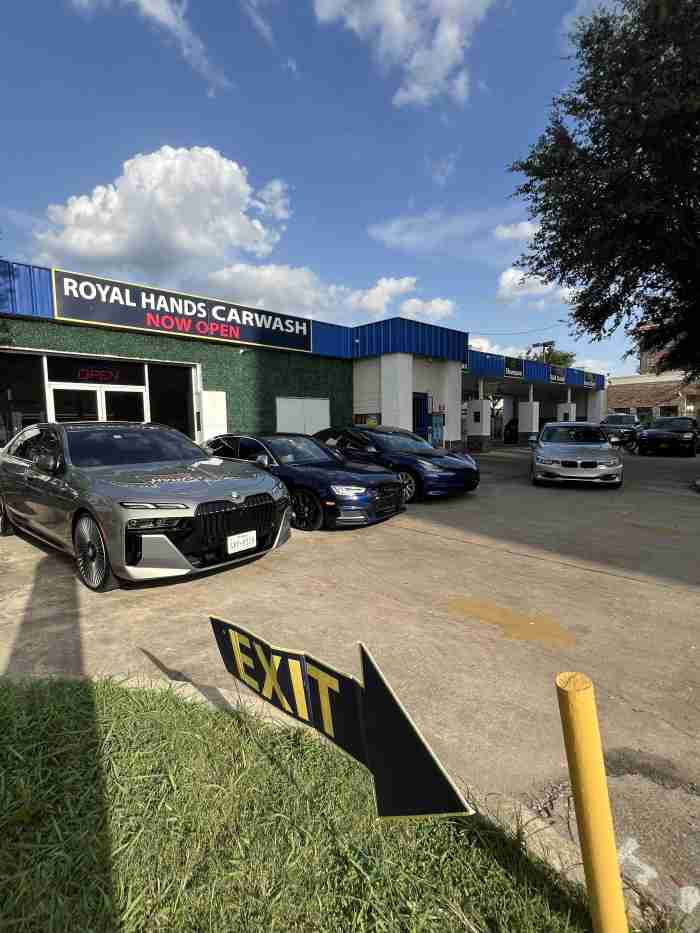 Royal Hands Car Wash