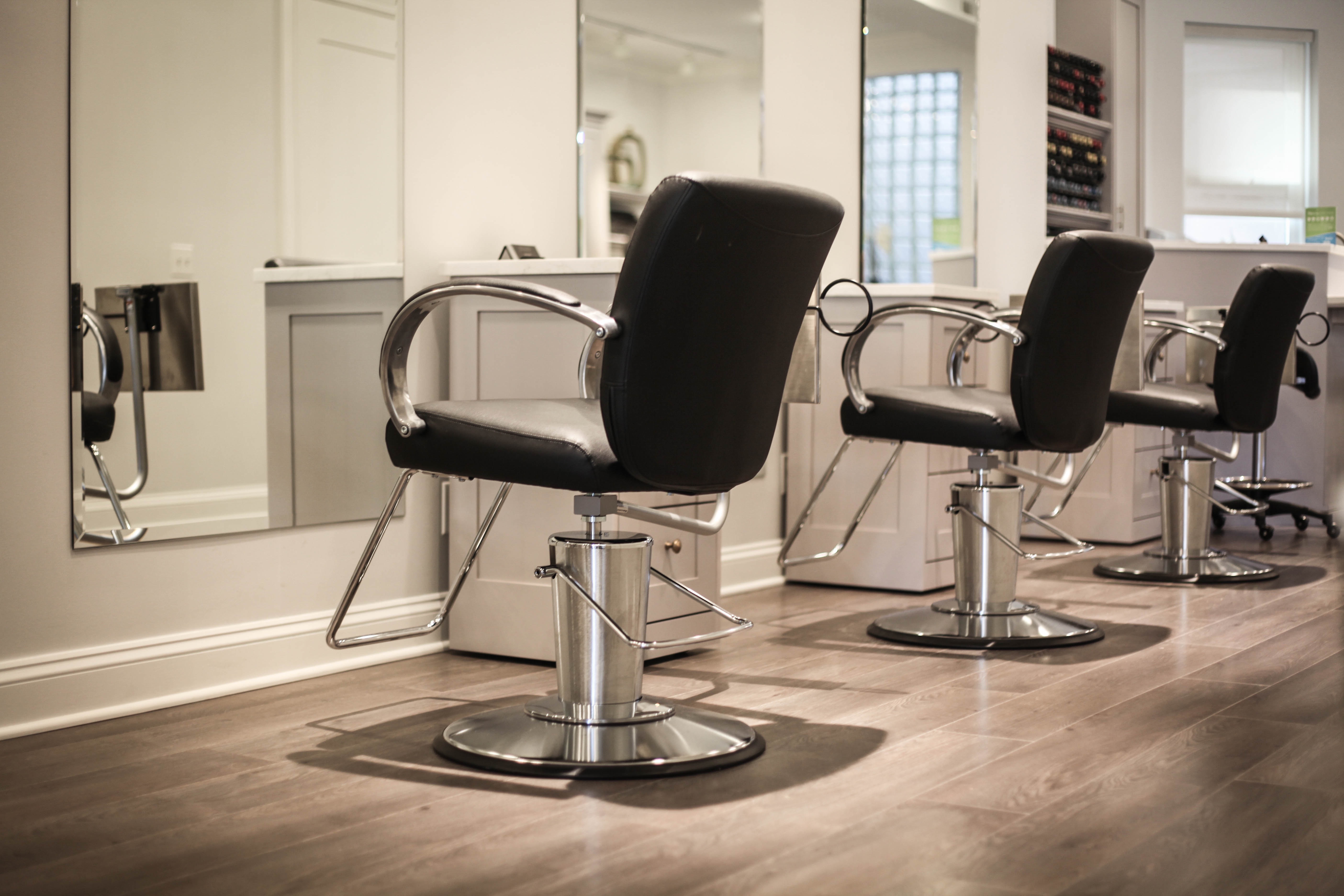 Salon O Sixty-Five