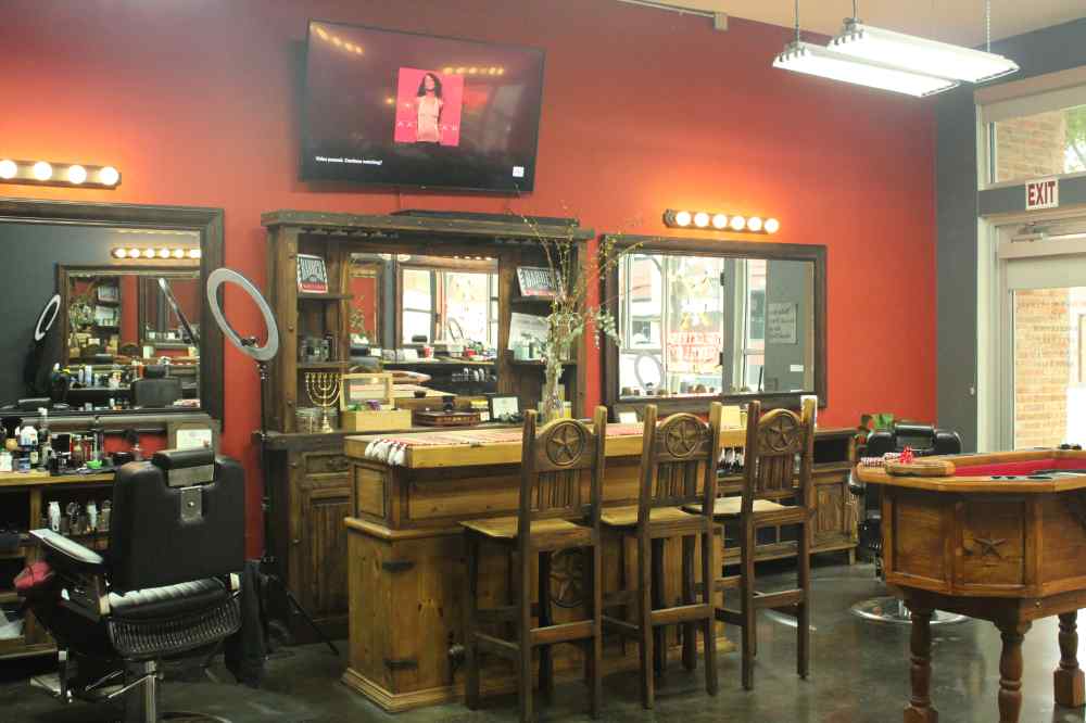 Shaving Bar on Lamar and Barber Shop