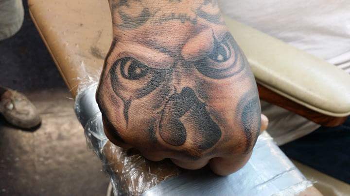 Tattoo Studio/Numbing Cream