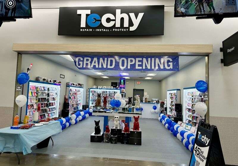 Techy Charlotte Wilkinson Blvd - Inside walmart