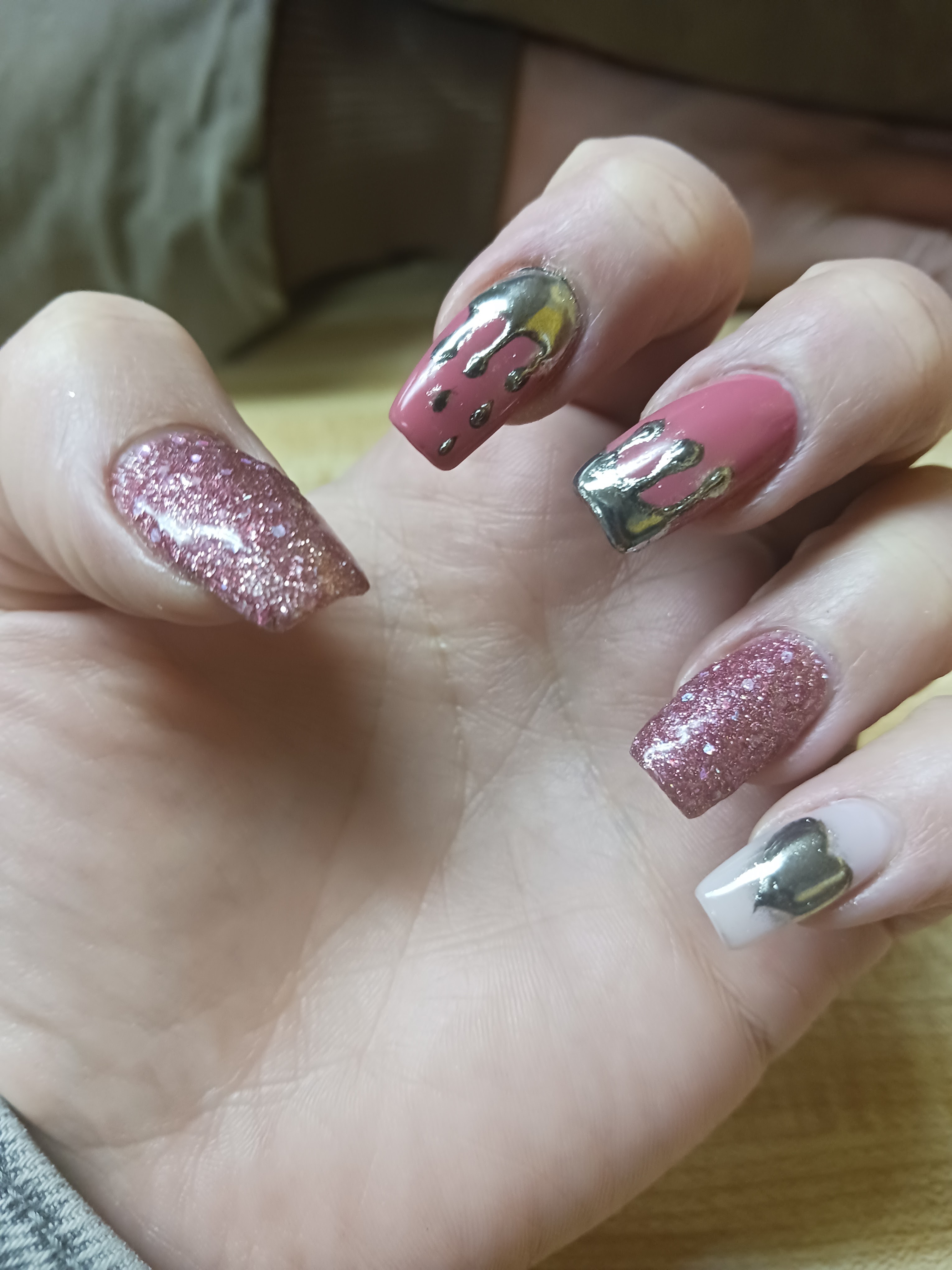 Tip Nails Salon Co