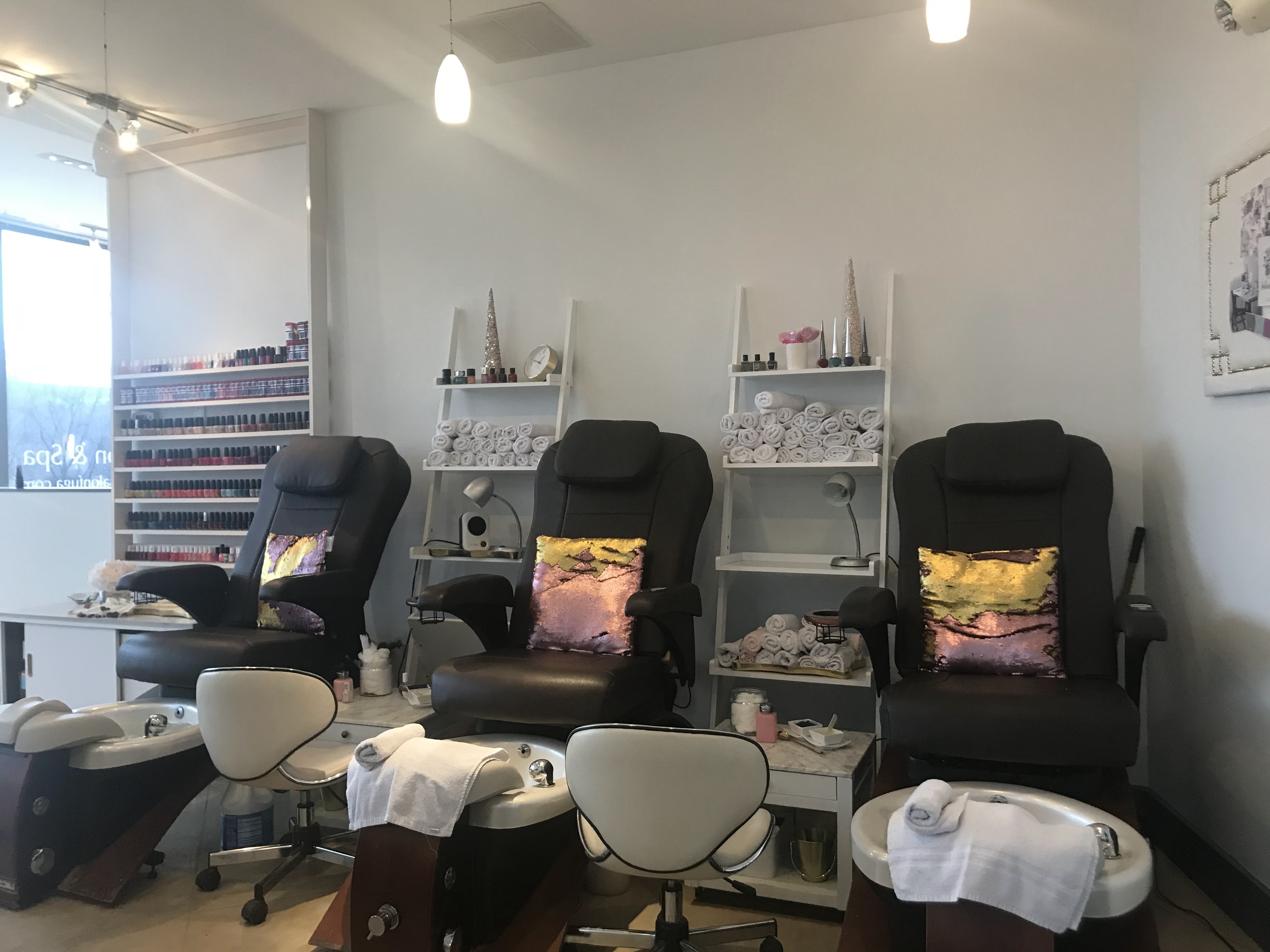 Tivvy Nails & Spa
