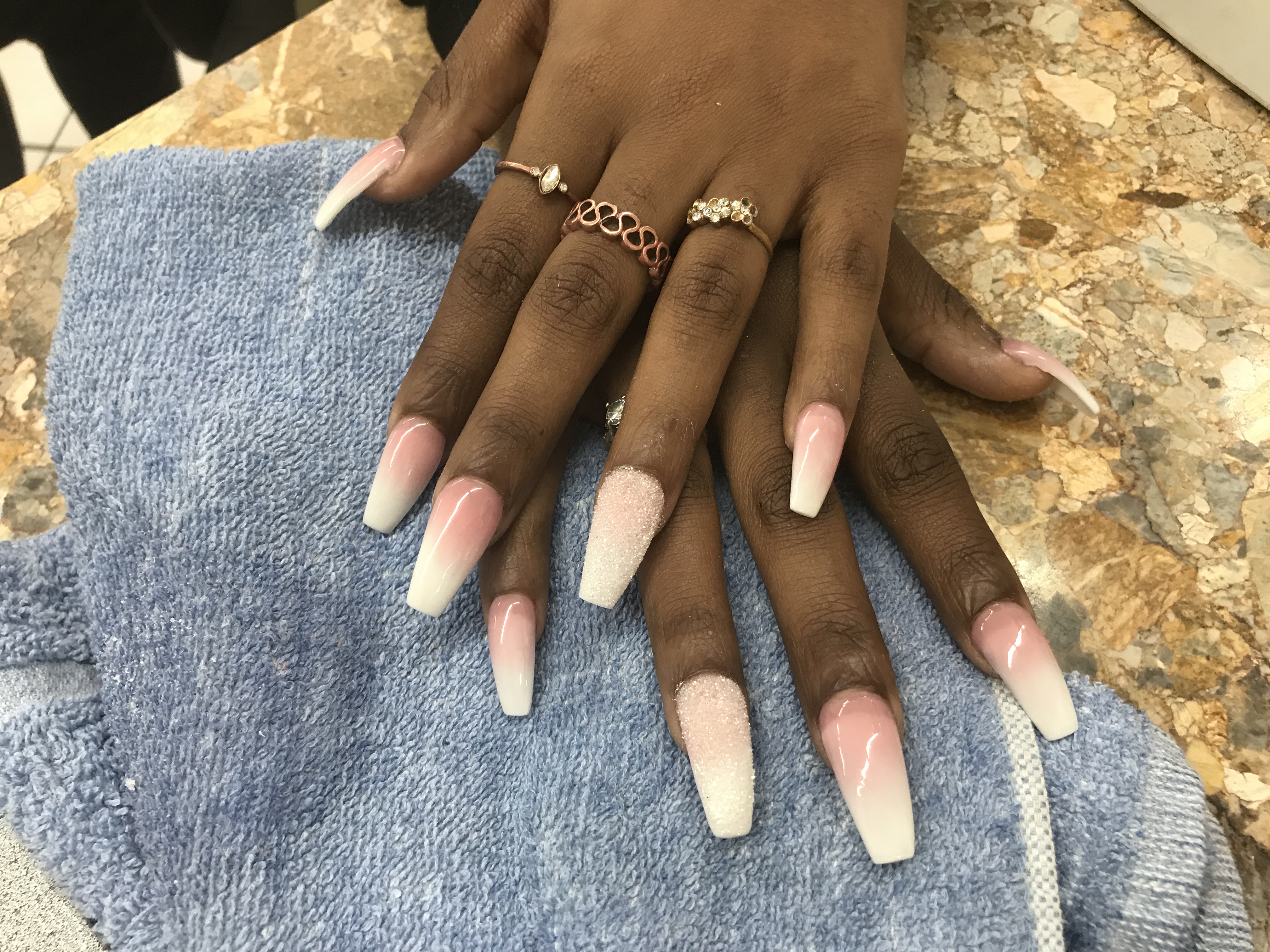 Top Art Nails