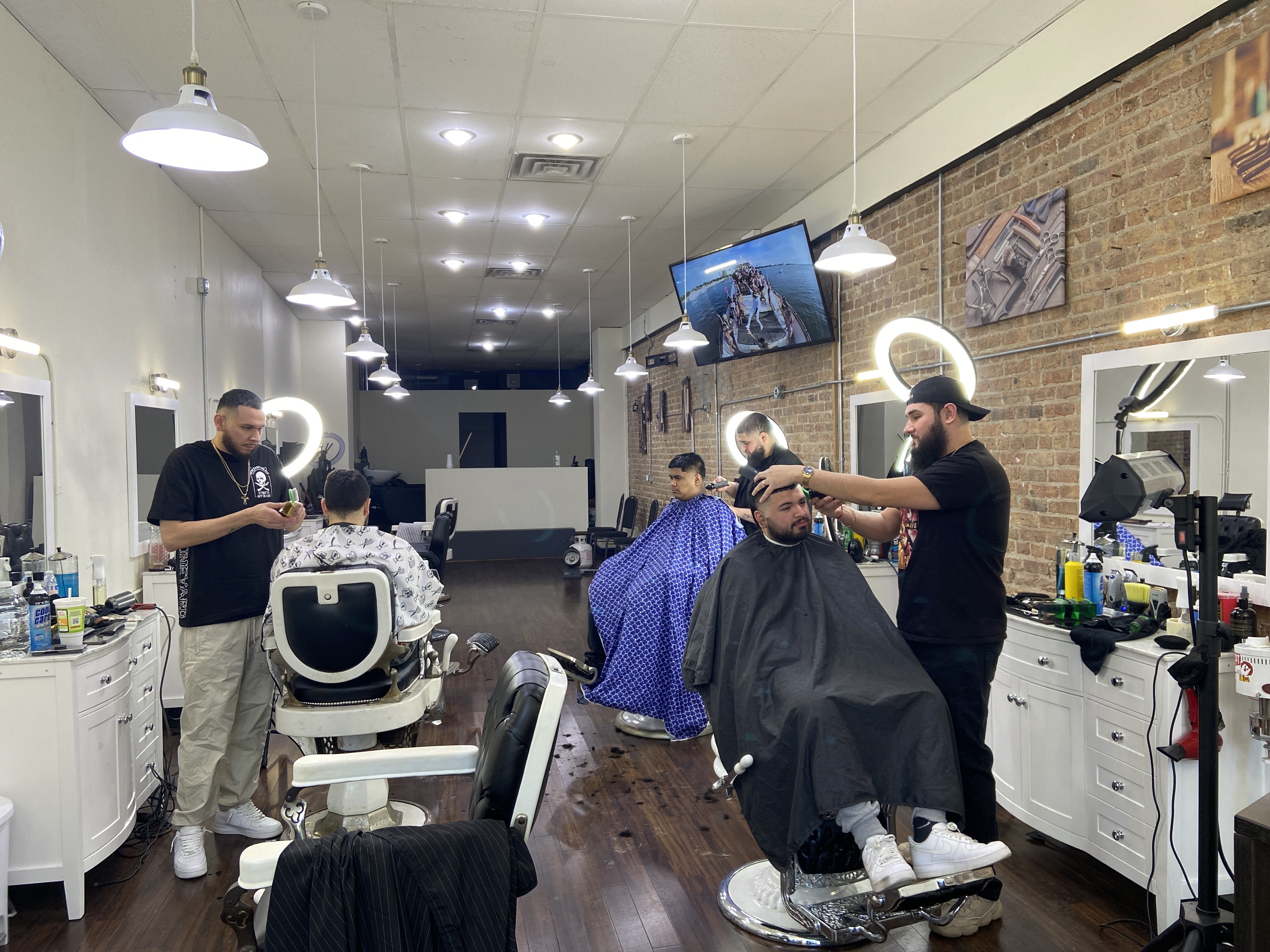 Traditions Barber Parlor Lincoln Park