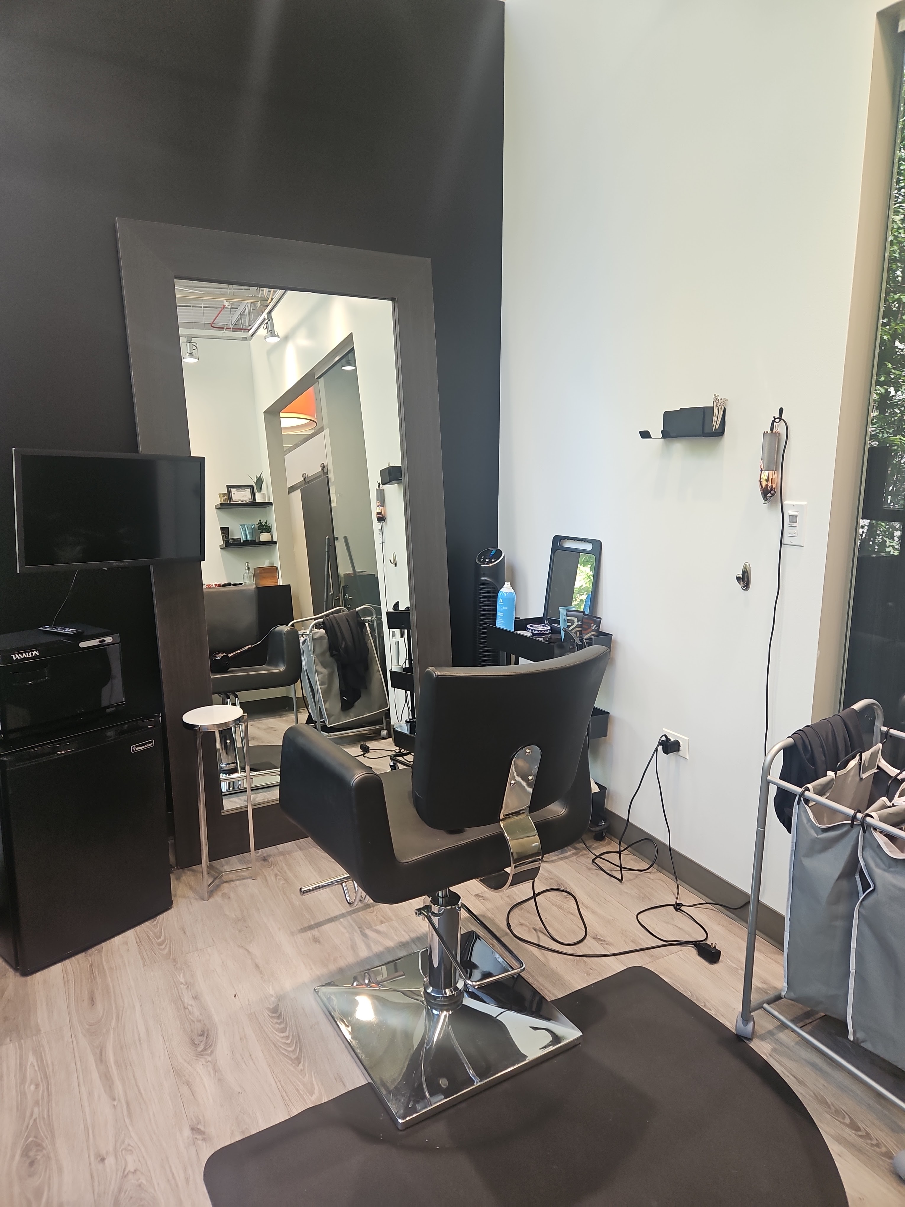 Triple S Salon - Chicago