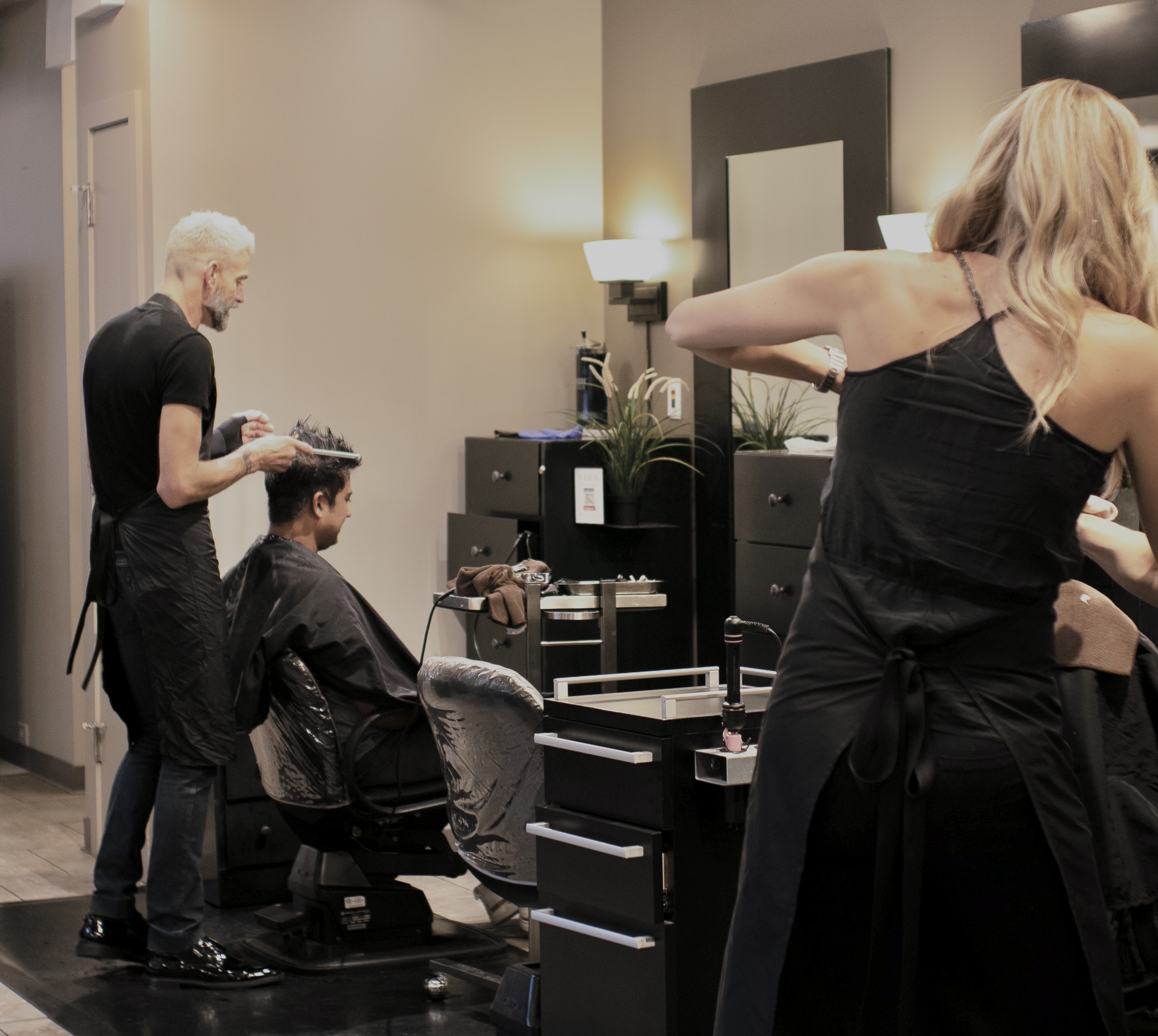 VOUS Salon and Spa + NAILàCARTE