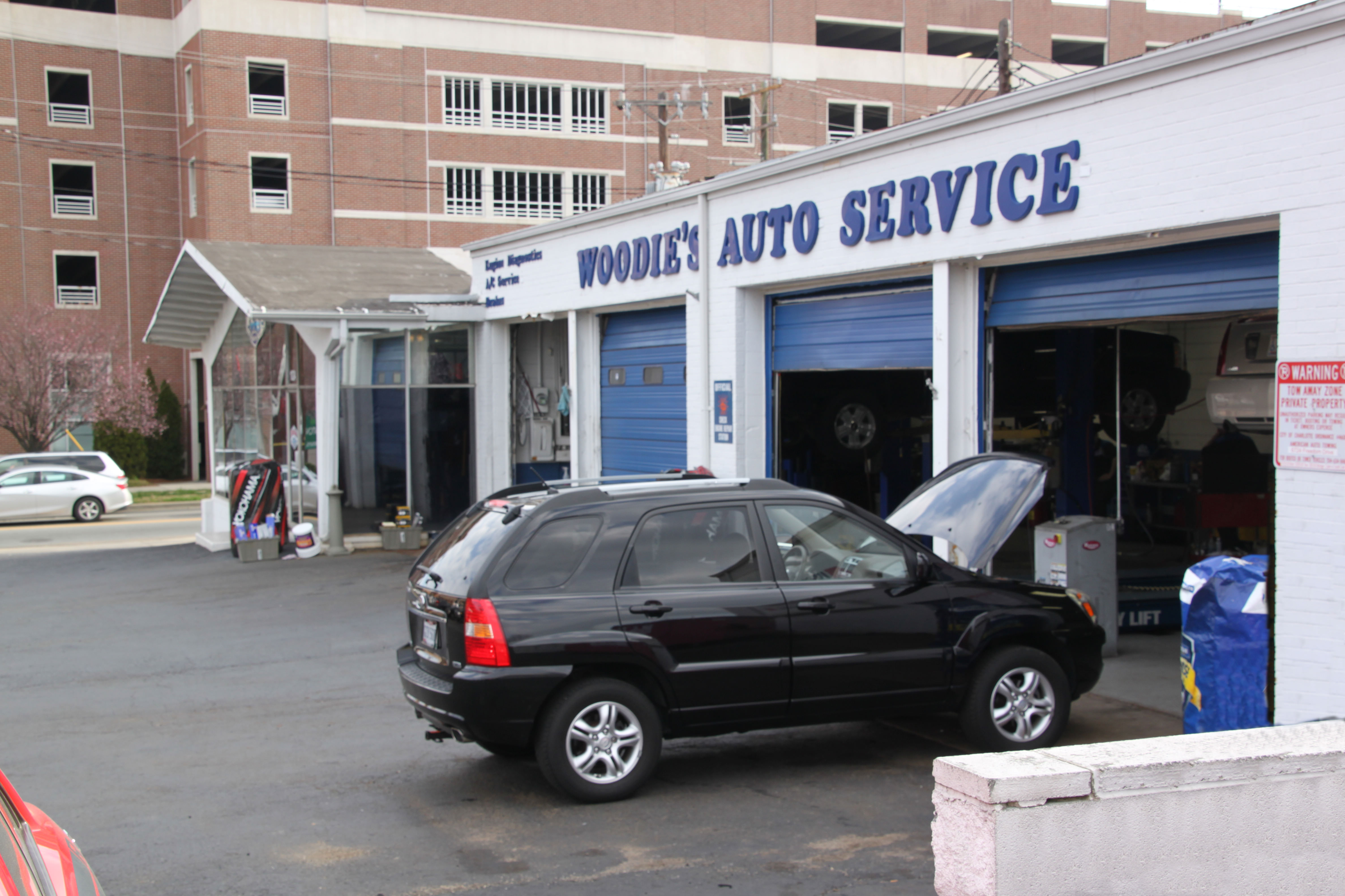 Woodie's Auto Service & Repair Centers