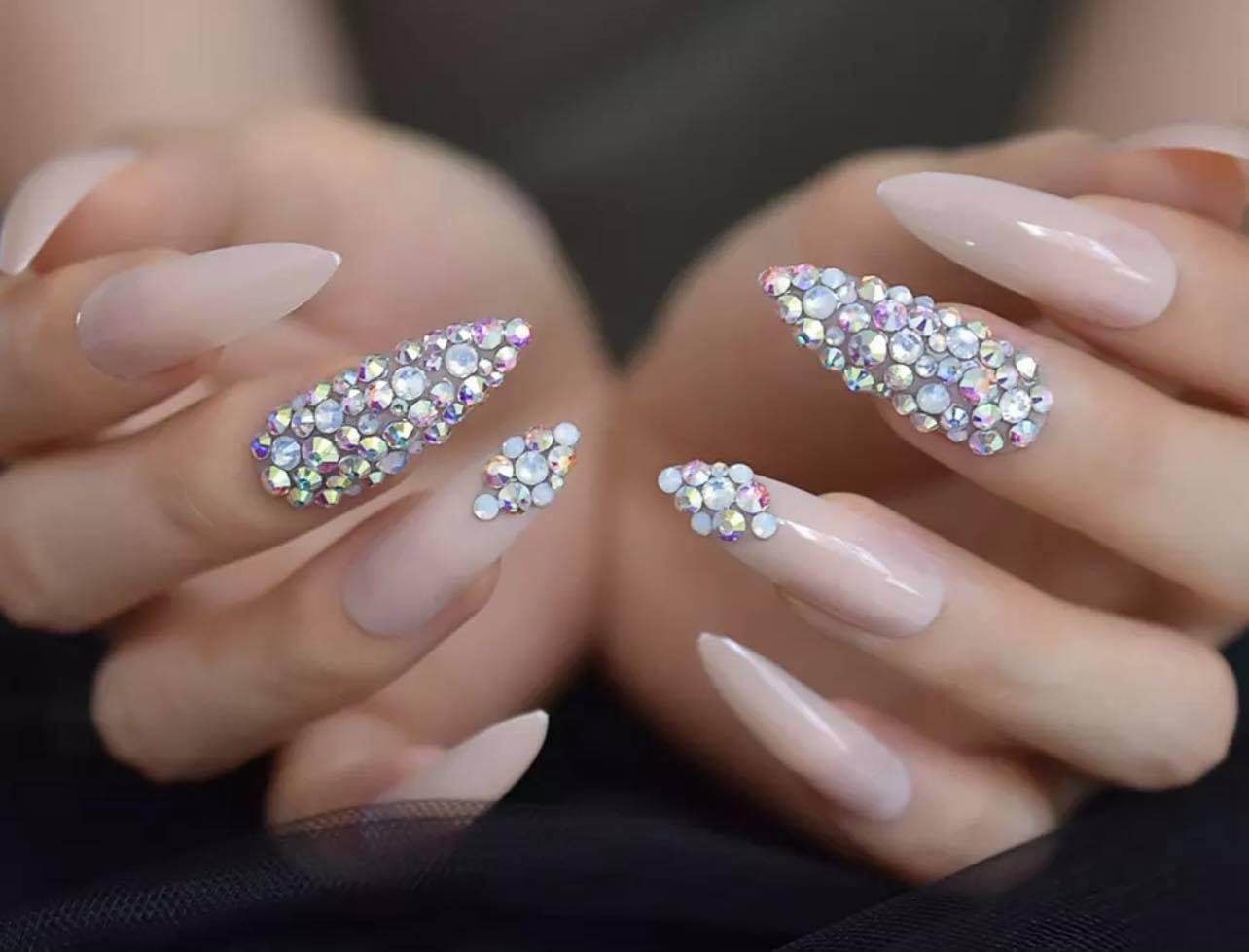 Z Nails Salon
